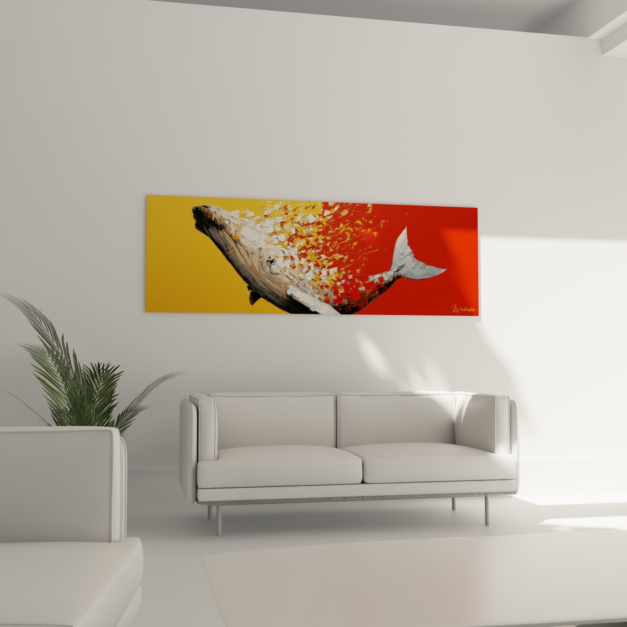 Baleine blanche et rouge feu accrochée au-dessus d'un canapé dans un salon lumineux