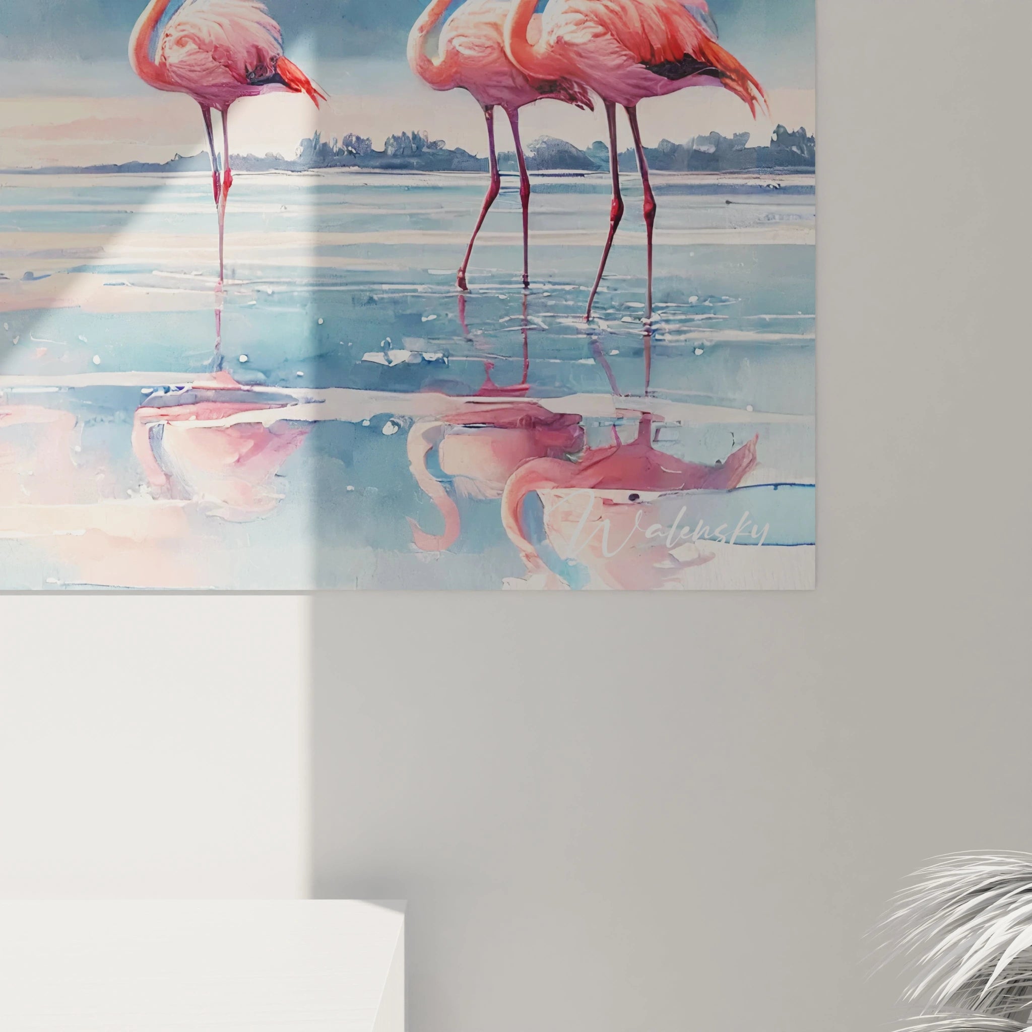Découvrez de près ce tableau flamand rose, où les couleurs vives et les reflets aquatiques évoquent la tranquillité. Un ajout idéal pour un intérieur raffiné.