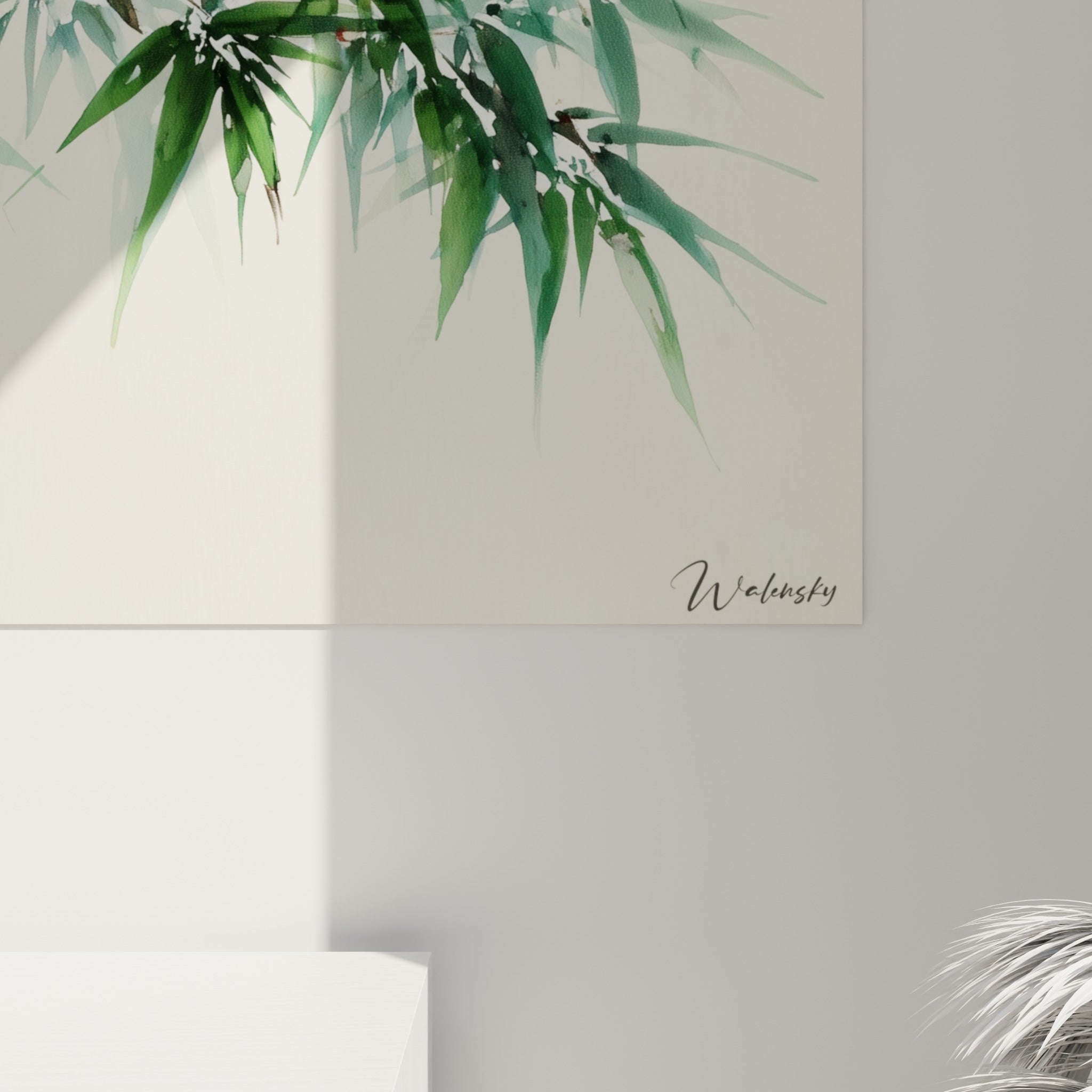 Détail du bambou où les verts se mêlent au blanc givré, laissant voir les coulures fines de l'aquarelle