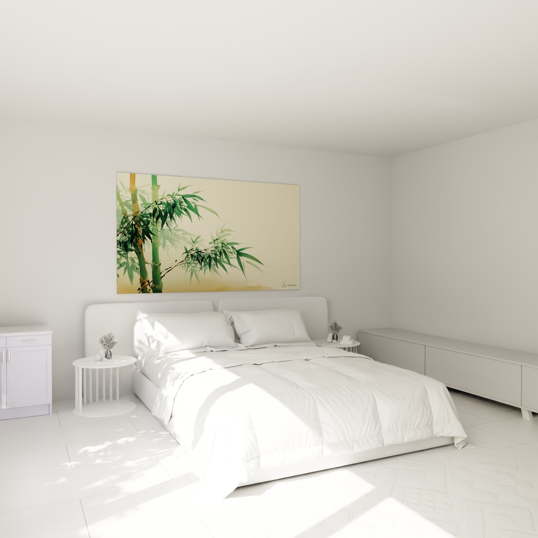 Feuillage de bambou vert émeraude et tiges beige au-dessus d'un lit dans une chambre claire