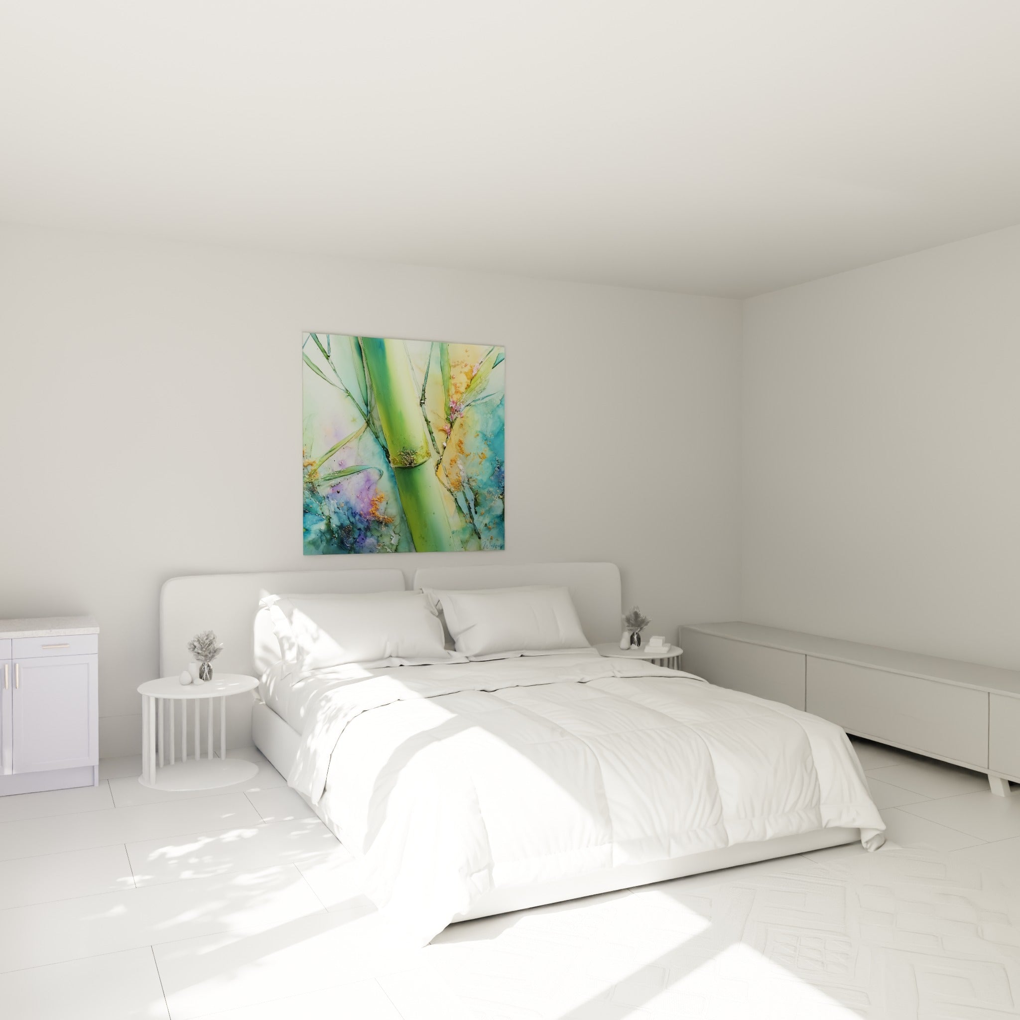 Bambou vert tendre aux touches dorées et mauves, accroché au-dessus d'un lit dans une chambre claire