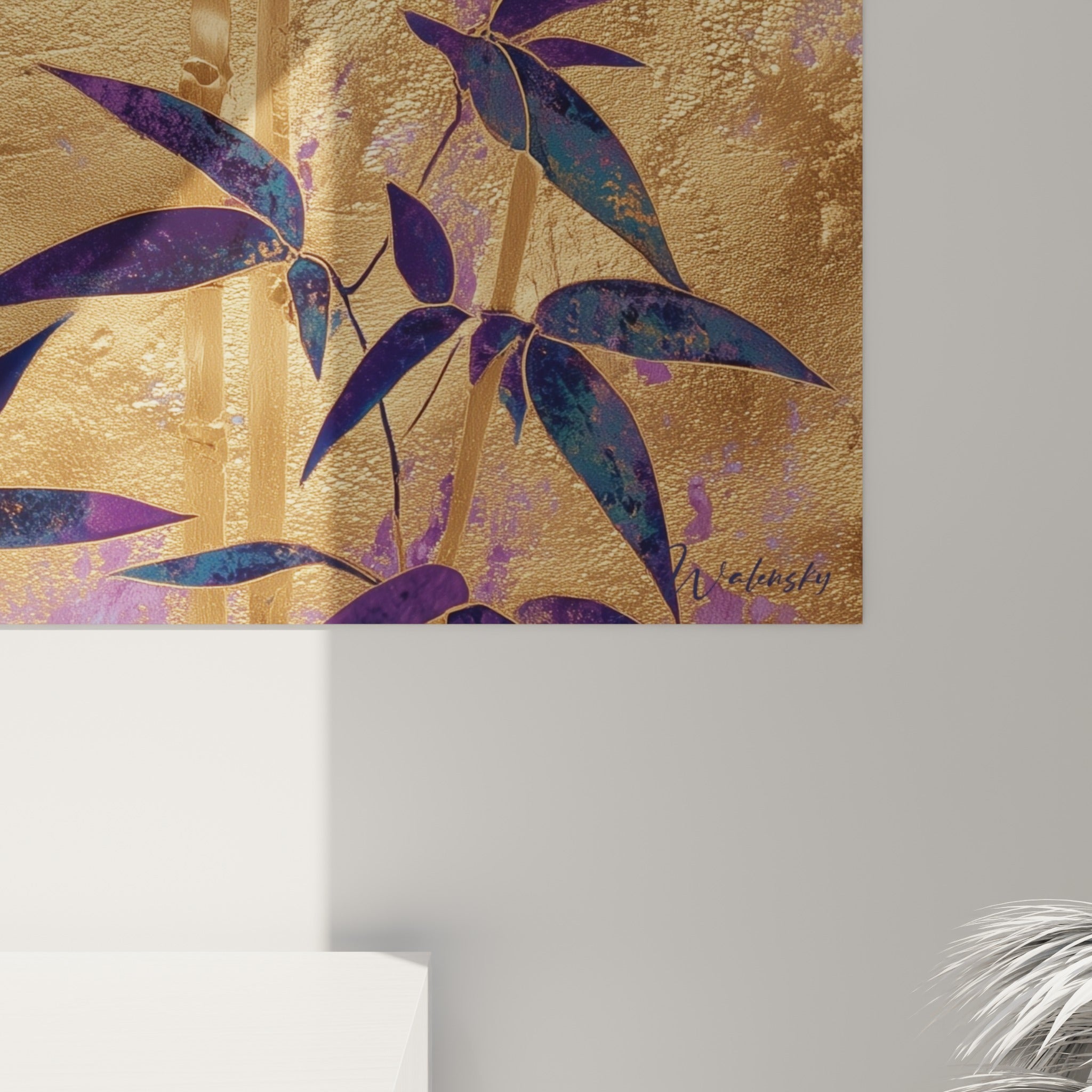 Grain doré texturé et touches violettes du tableau Bambou visibles en gros plan sur la toile