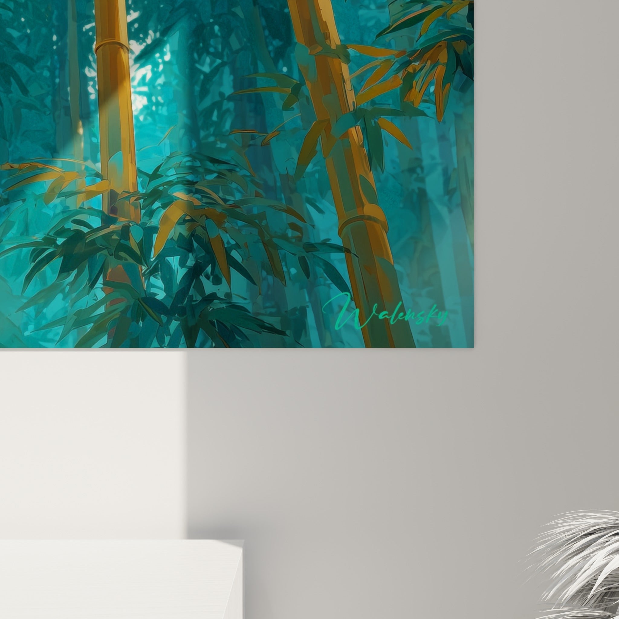 Grain doré des tiges de bambou et coulures turquoise du feuillage vues de près sur la toile