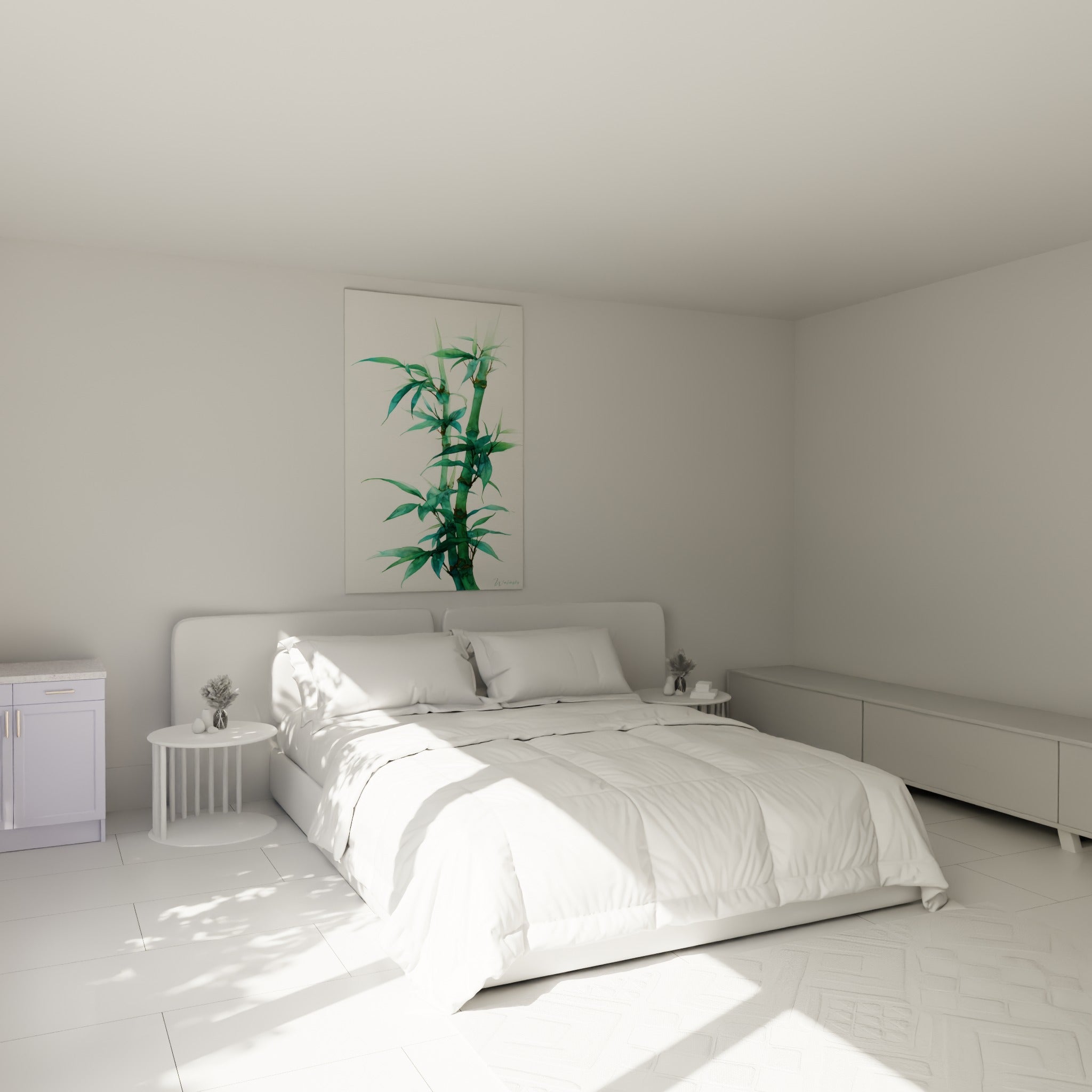 Tiges de bambou vert émeraude et turquoise au-dessus d'un lit dans une chambre claire