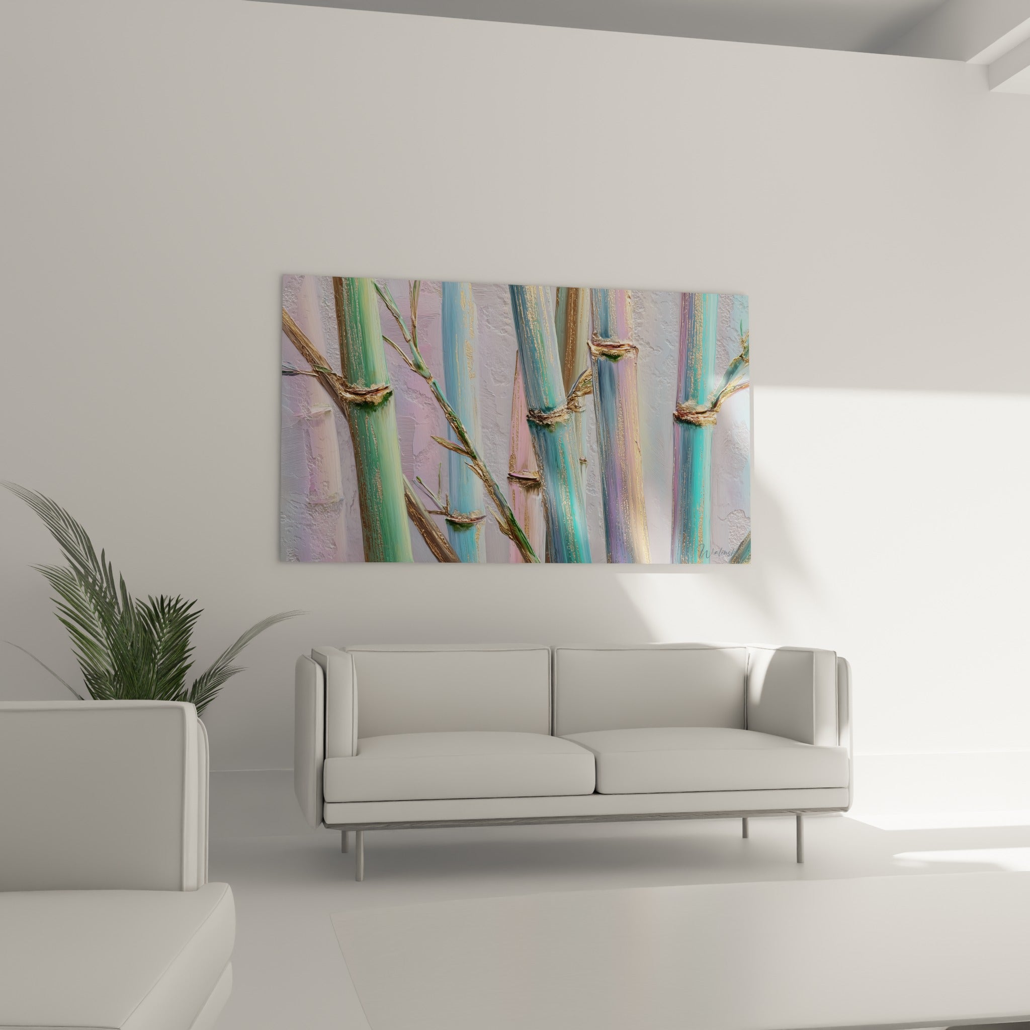Bambou vert et rose aux reflets dorés placé au-dessus d'un canapé dans un salon lumineux