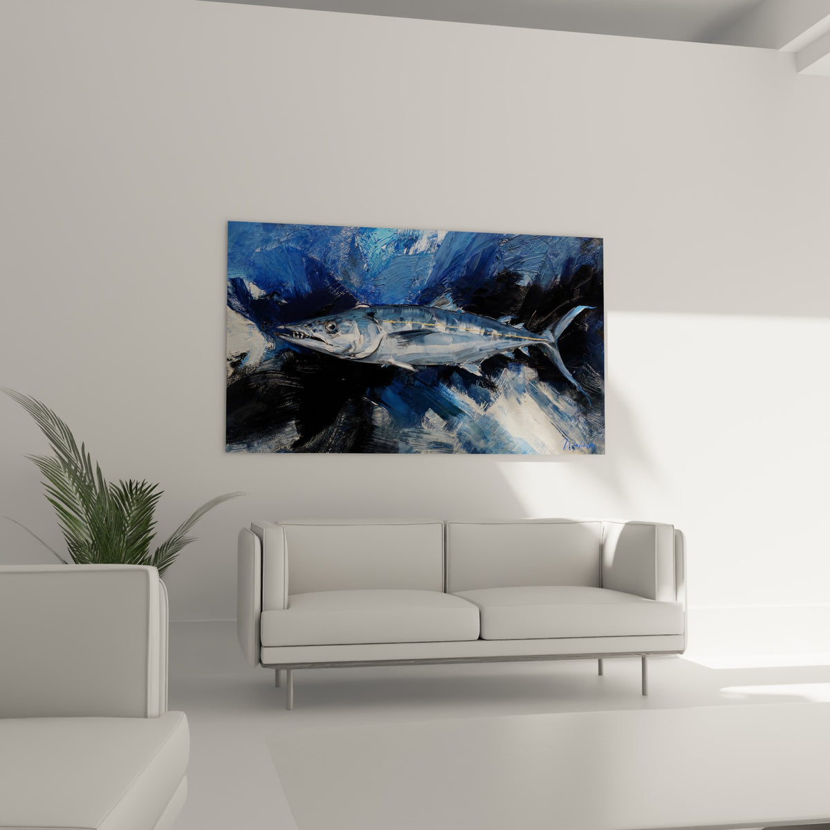 Silhouette du barracuda anthracite et blanc écumeux placée au-dessus d'un canapé dans un salon lumineux