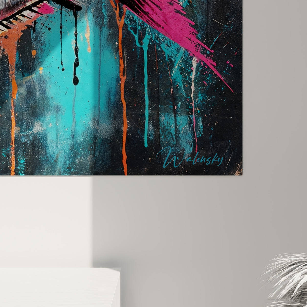 Coulures de peinture turquoise et noire se mêlant aux empâtements roses sur la toile du Barracuda