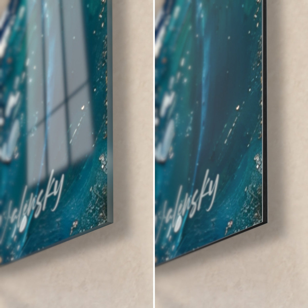 Tableau barracuda en peinture épaisse turquoise et blanche, coin bas droit : verre acrylique brillant à gauche, alu Dibond mat à droite