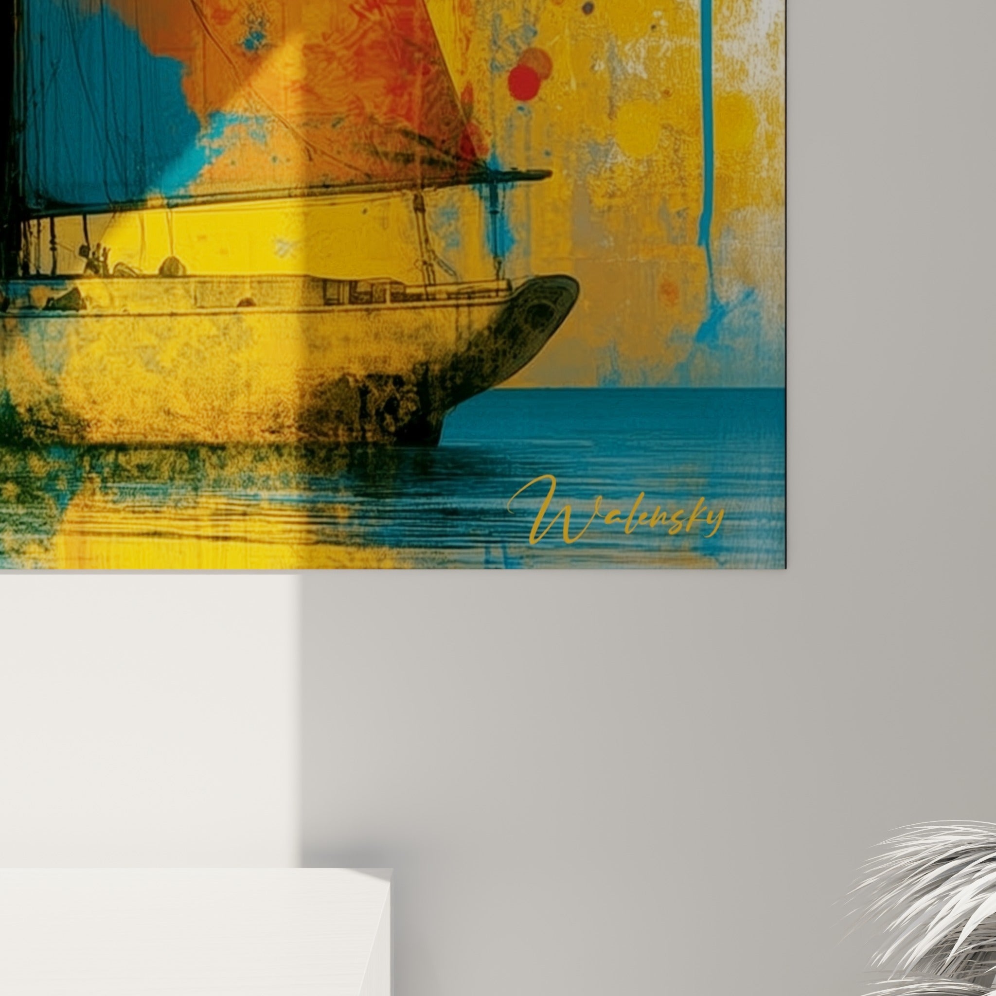 Détail des voiles où le rouge brique et le bleu pétrole se fondent en coulures et textures granuleuses