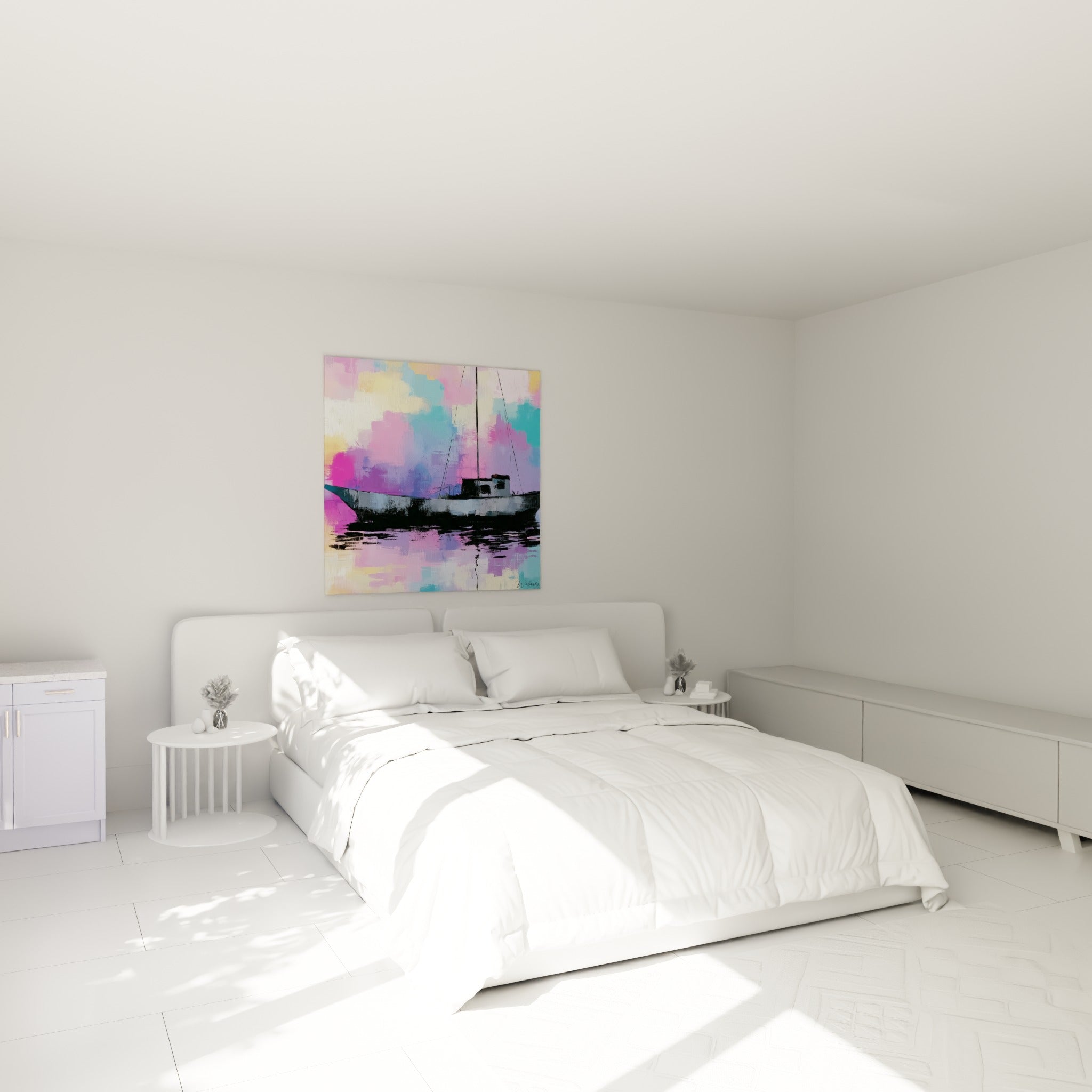 Voilier silhouetté en noir sur fond violet et doré, accroché au-dessus d'un lit dans une chambre claire