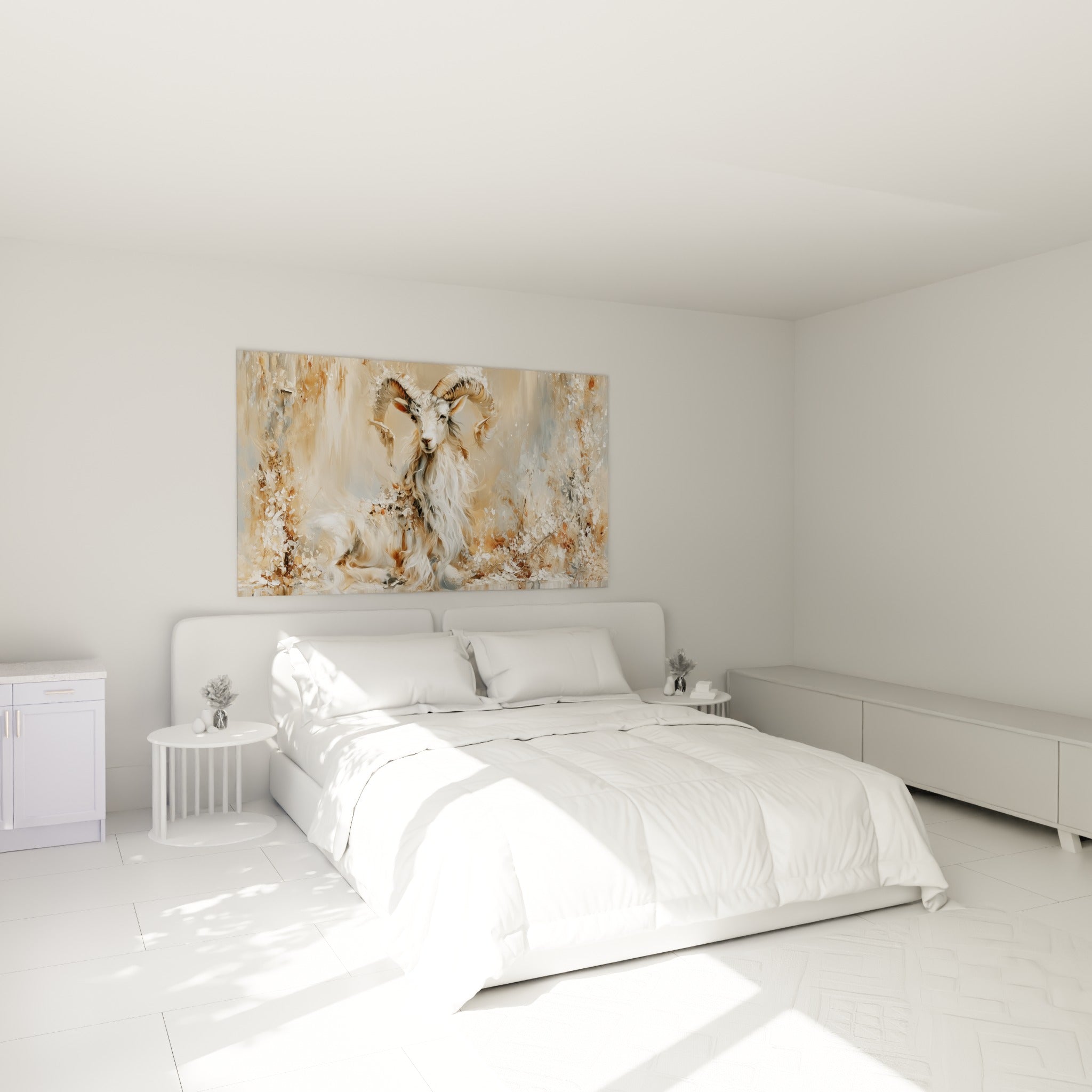 Cornes dorées et toison ivoire du Bélier surplombant un lit dans une chambre claire