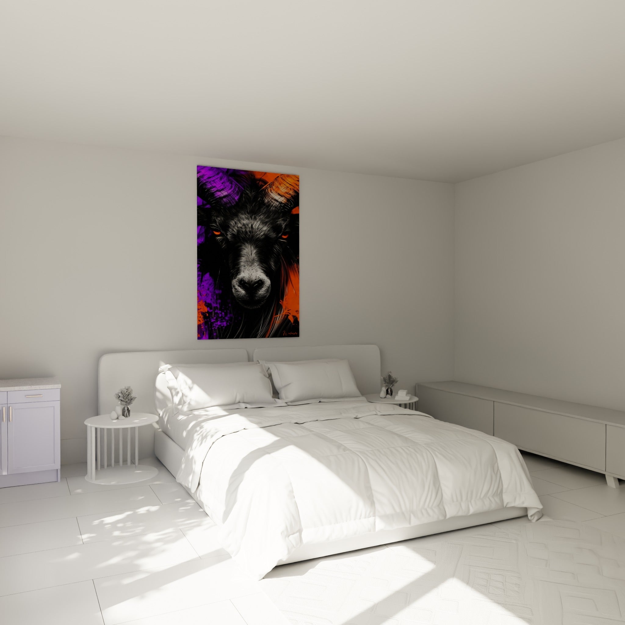 Regard perçant du Bélier orange et violet au-dessus d'un lit dans une chambre claire