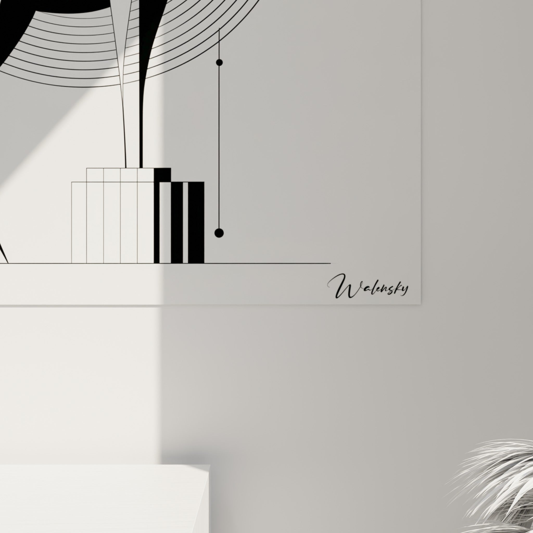 Détail des lignes courbes noires et blanches sur la corne du bélier, texture graphique nette et précise