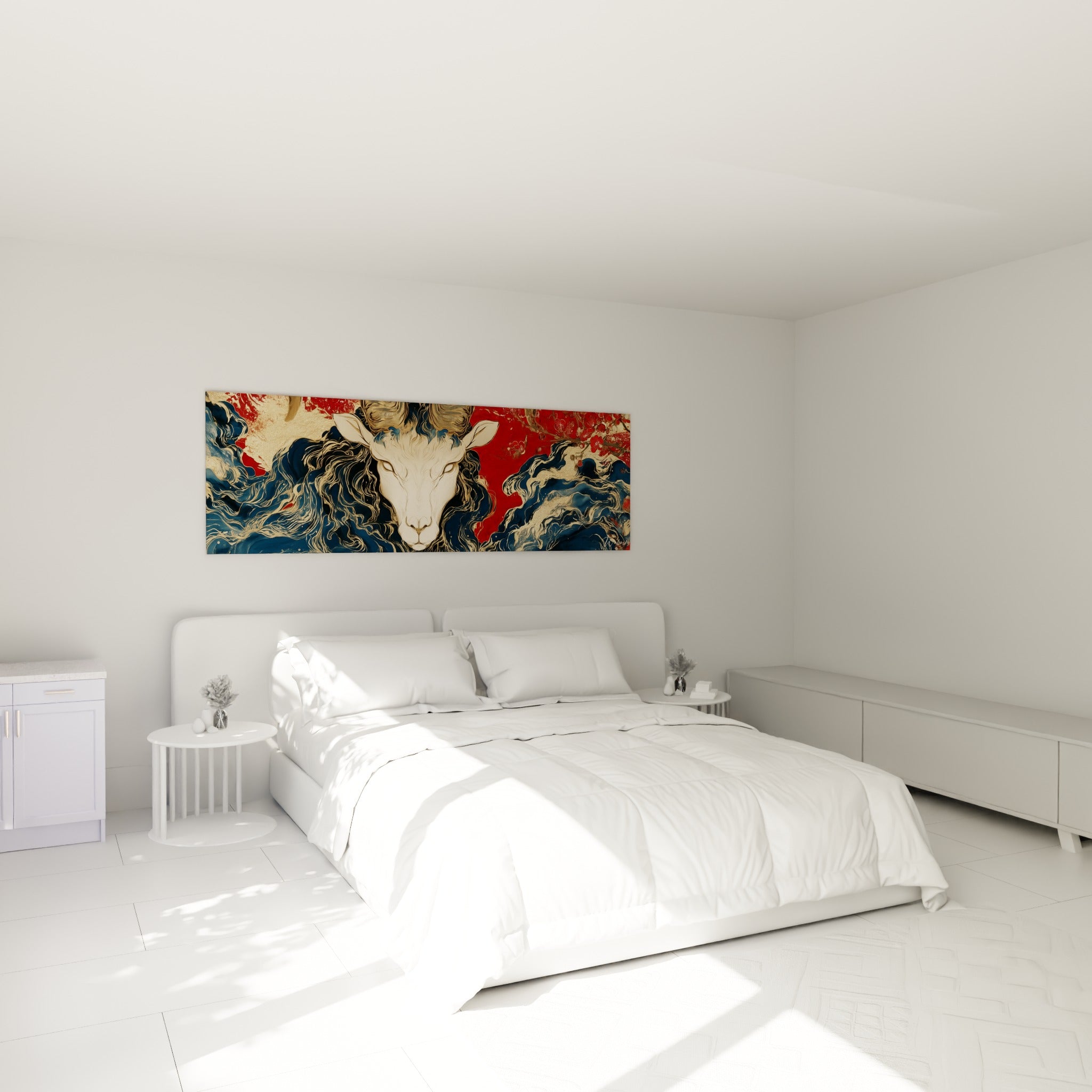 Tête de Bélier ivoire et vagues bleu marine dorées, au-dessus d'un lit dans une chambre claire