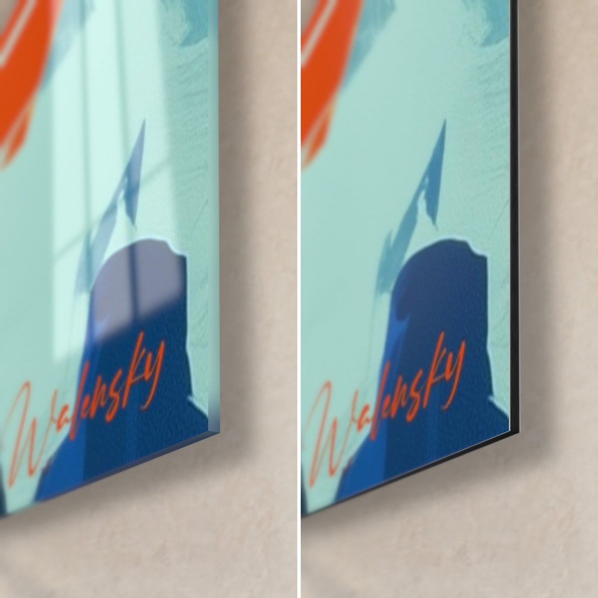 Schilderij van een ram met okerkleurige hoorns, Walensky-signatuur in oranje op blauw en turquoise, rechtsonder hoek van glanzend glas en mat Dibond
