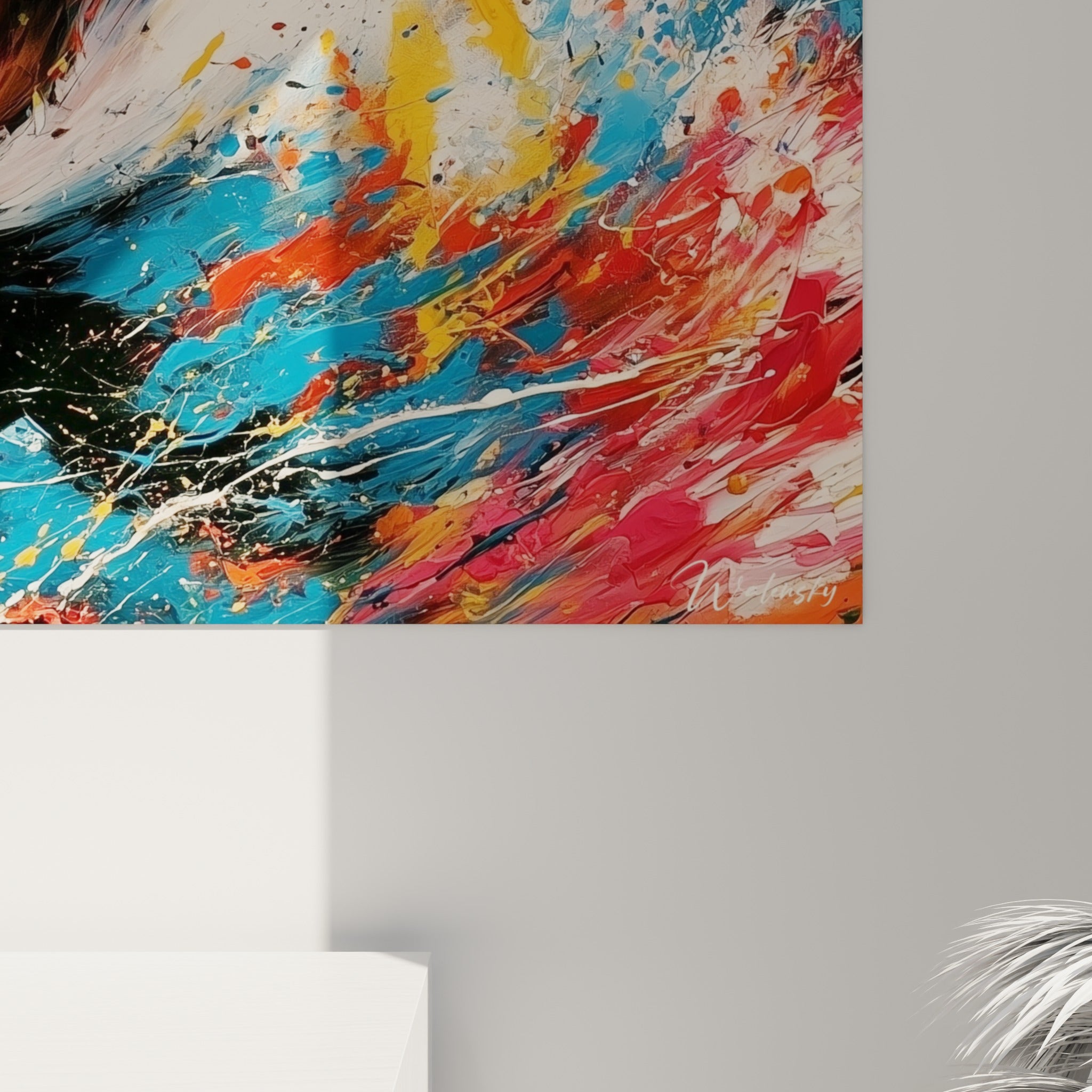 Empâtements colorés et coulures noires sur la peau blanche du Beluga en gros plan sur la toile