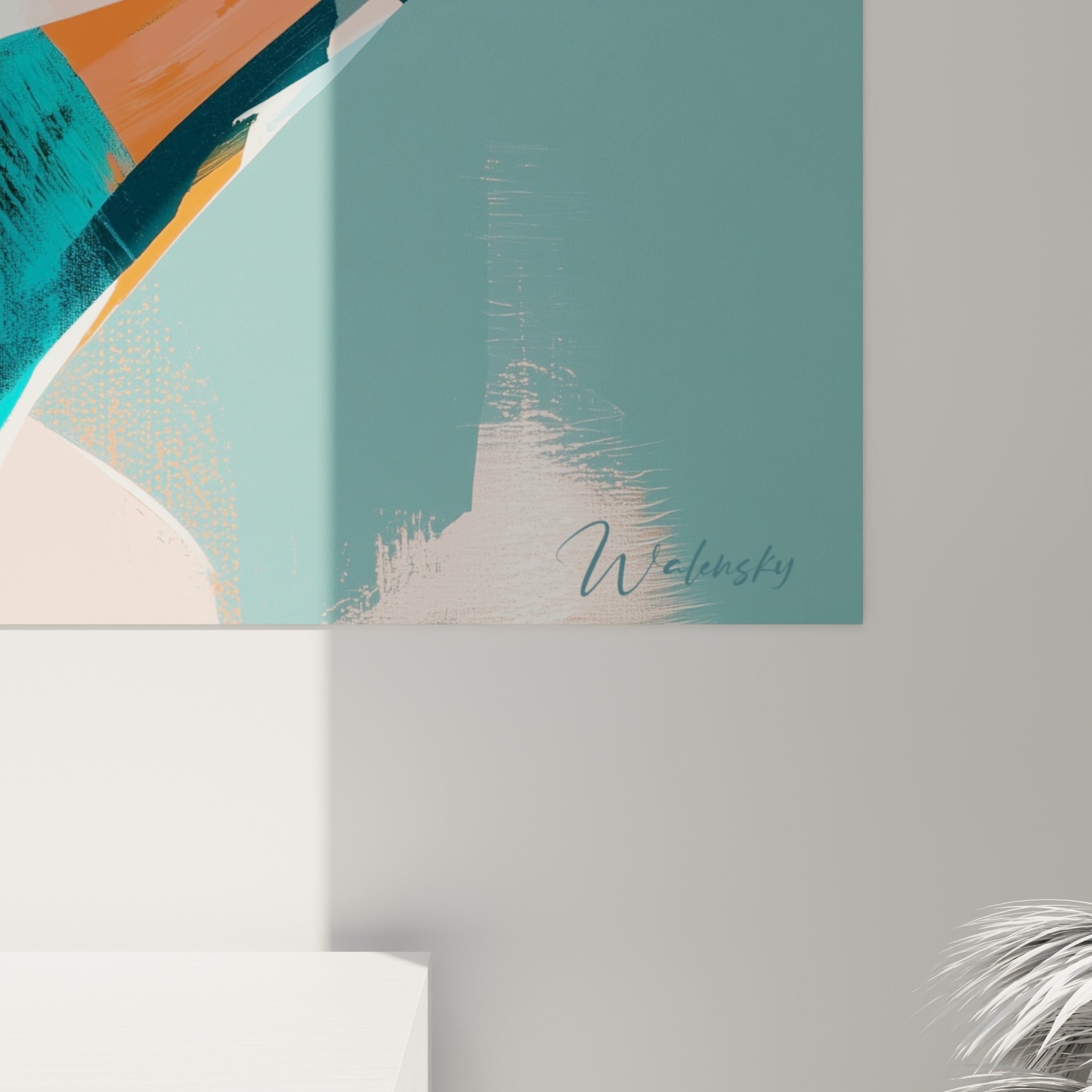 Détail des empâtements colorés sur le corps du beluga, où le corail, le jaune et le turquoise se fondent en textures peintes