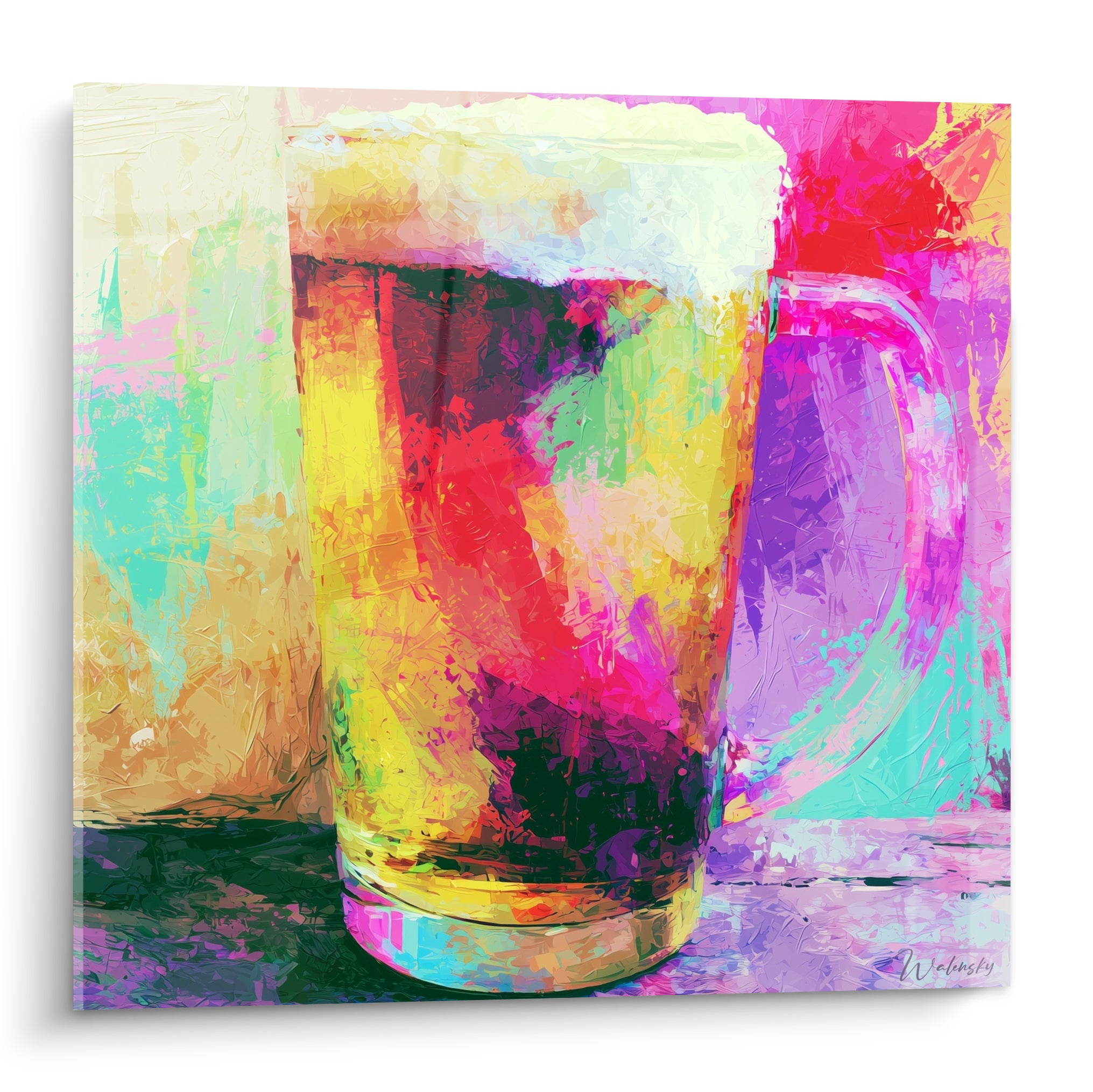 Chope de bière jaune et rose fuchsia, mousse blanche débordante, style pictural expressif et coloré