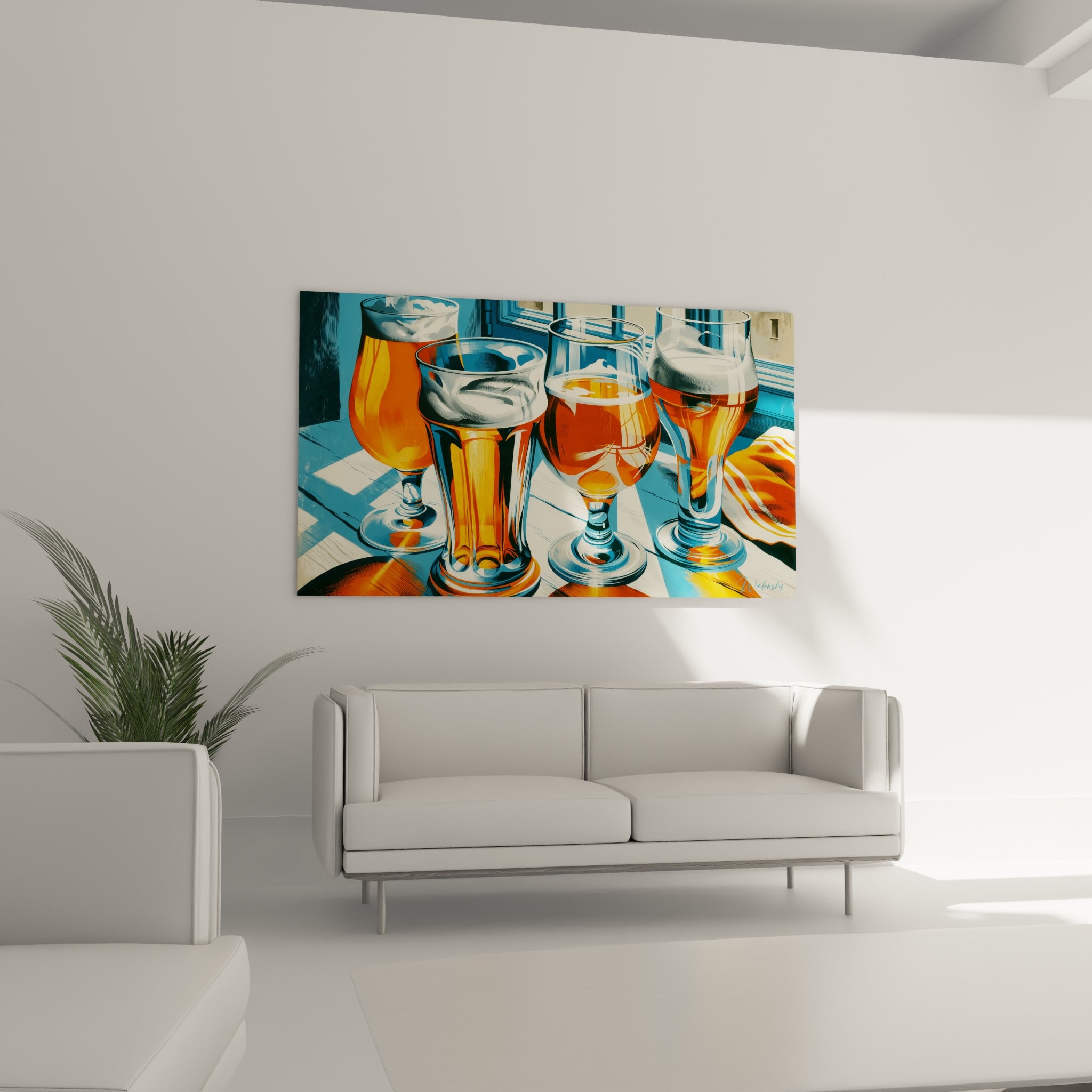 Chopes de bière dorée et fond bleu marine positionnées au-dessus d'un canapé dans un salon lumineux