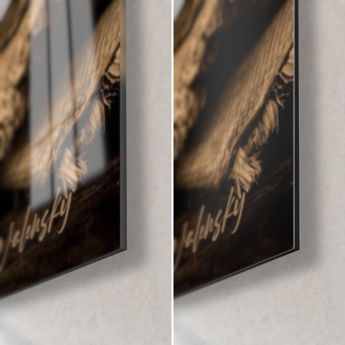 Tableau bière ambrée au liseré doré, coin bas droit : verre acrylique brillant à reflets noirs, alu Dibond mat, tranche fine de 3 mm