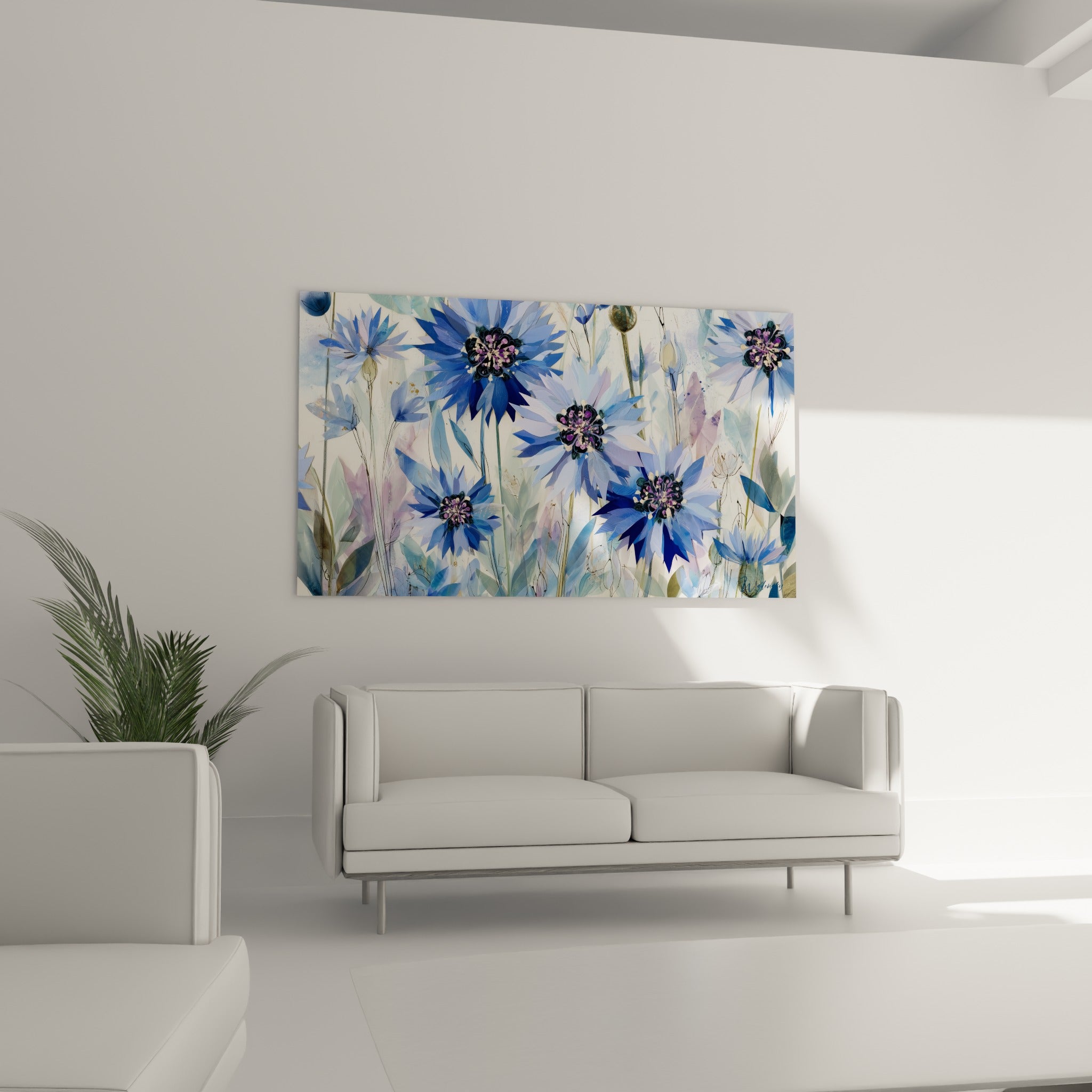 Pétales de bleuet bleu marine et lavande disposés au-dessus d'un canapé dans un salon lumineux