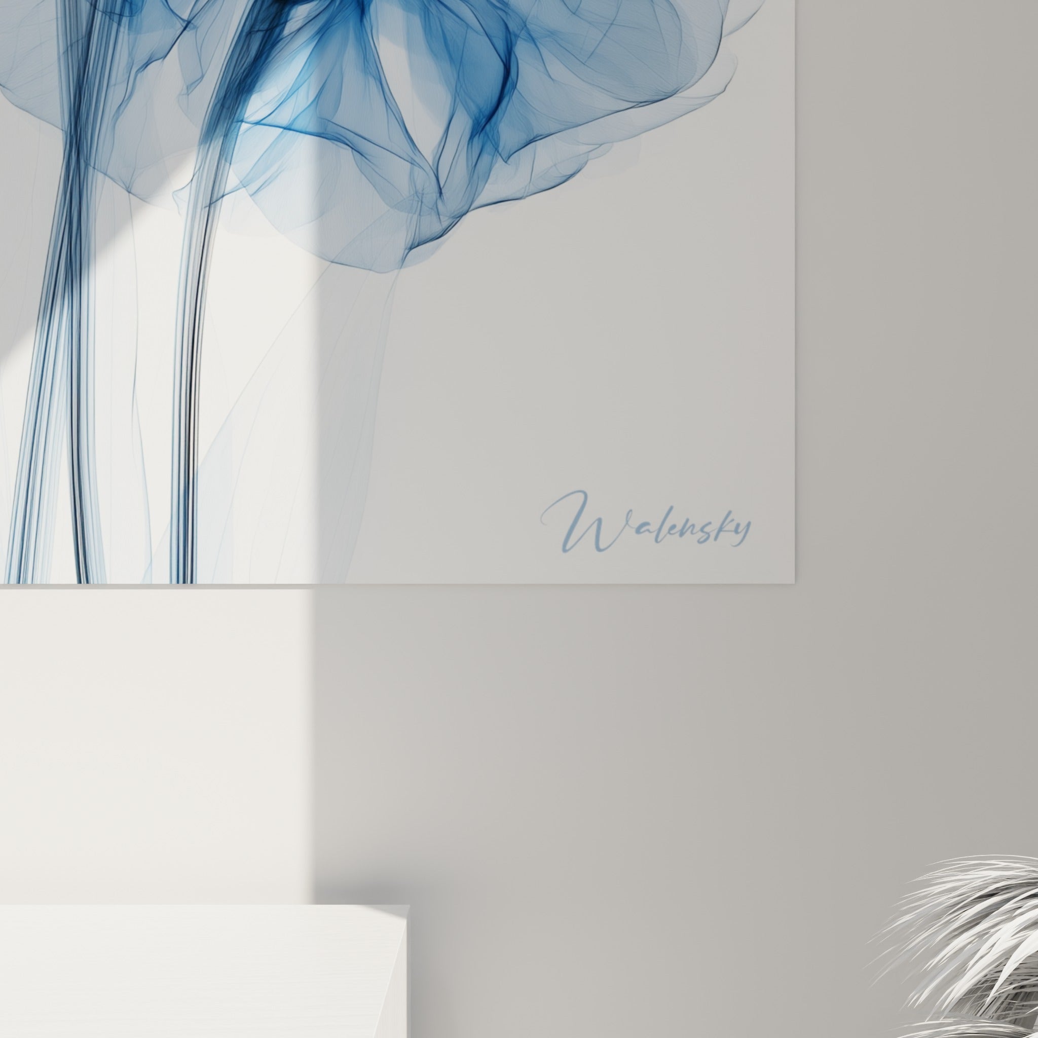 Nervures bleu marine et voile blanc translucide des pétales de bleuet visibles de près sur la toile