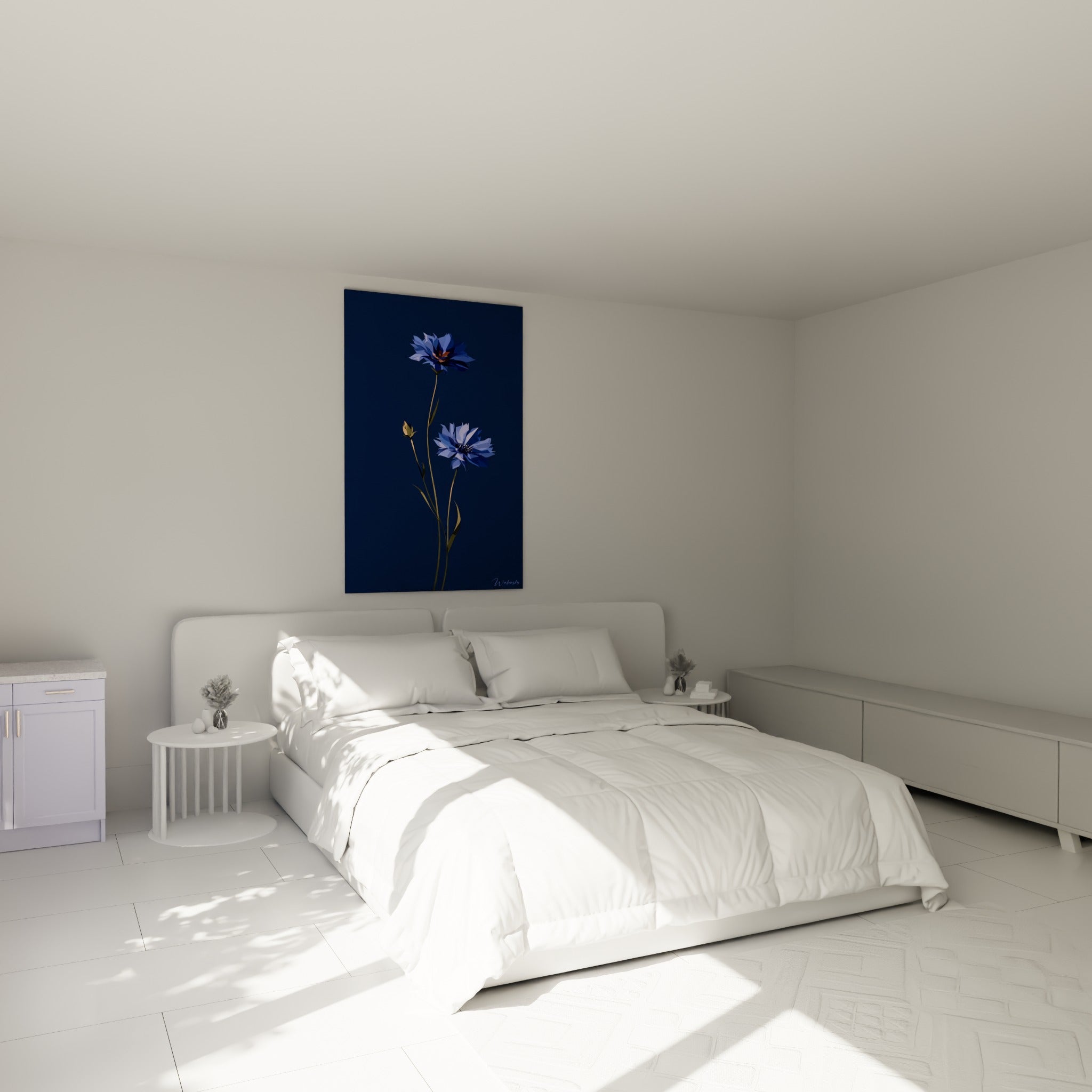 Fleurs de bleuet bleu pastel et doré au-dessus d'un lit dans une chambre claire