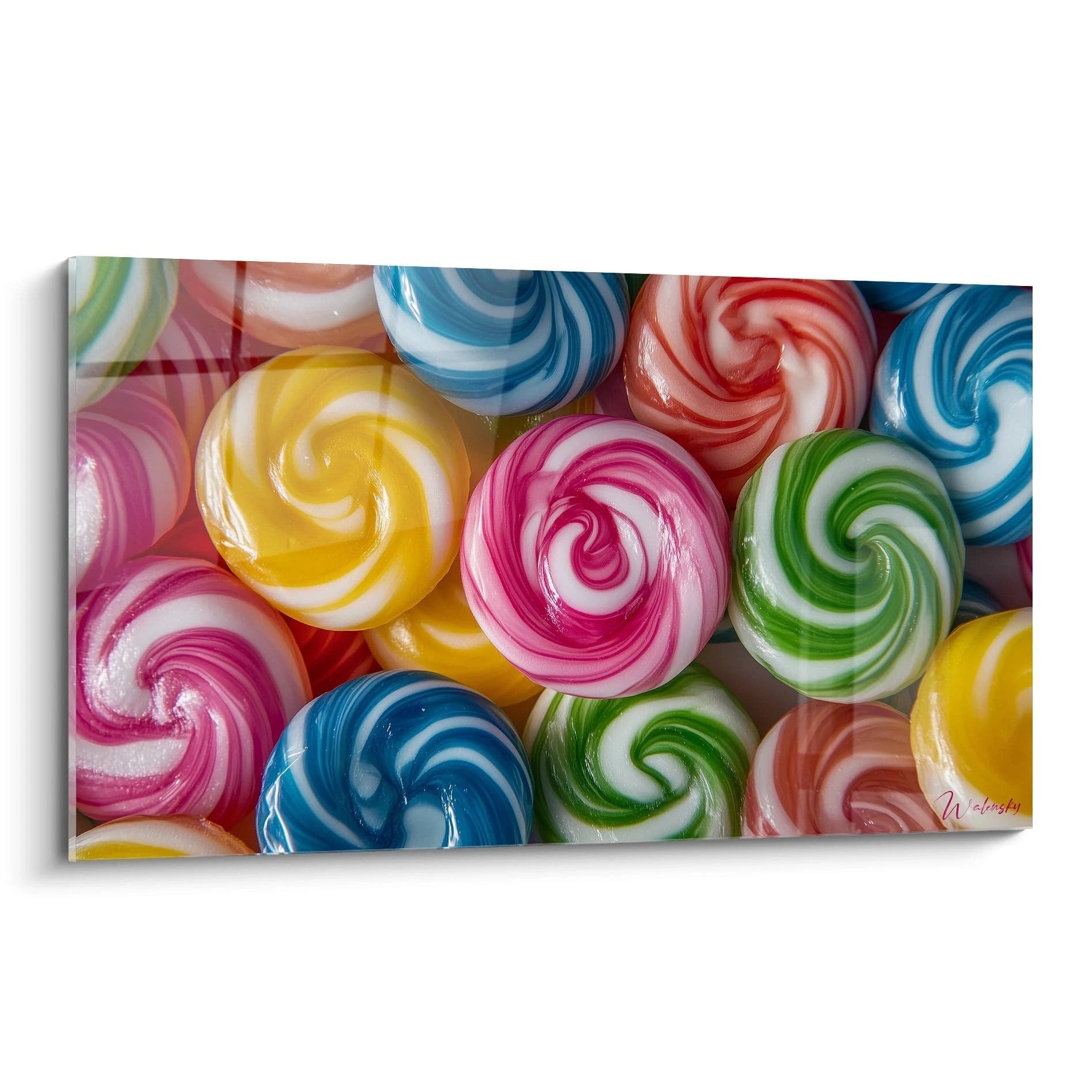 Un tableau bonbon représentant une composition de formes tourbillonnantes aux couleurs vives, incluant du rose, du bleu et du jaune, avec une texture lisse et un effet brillant sur la surface.