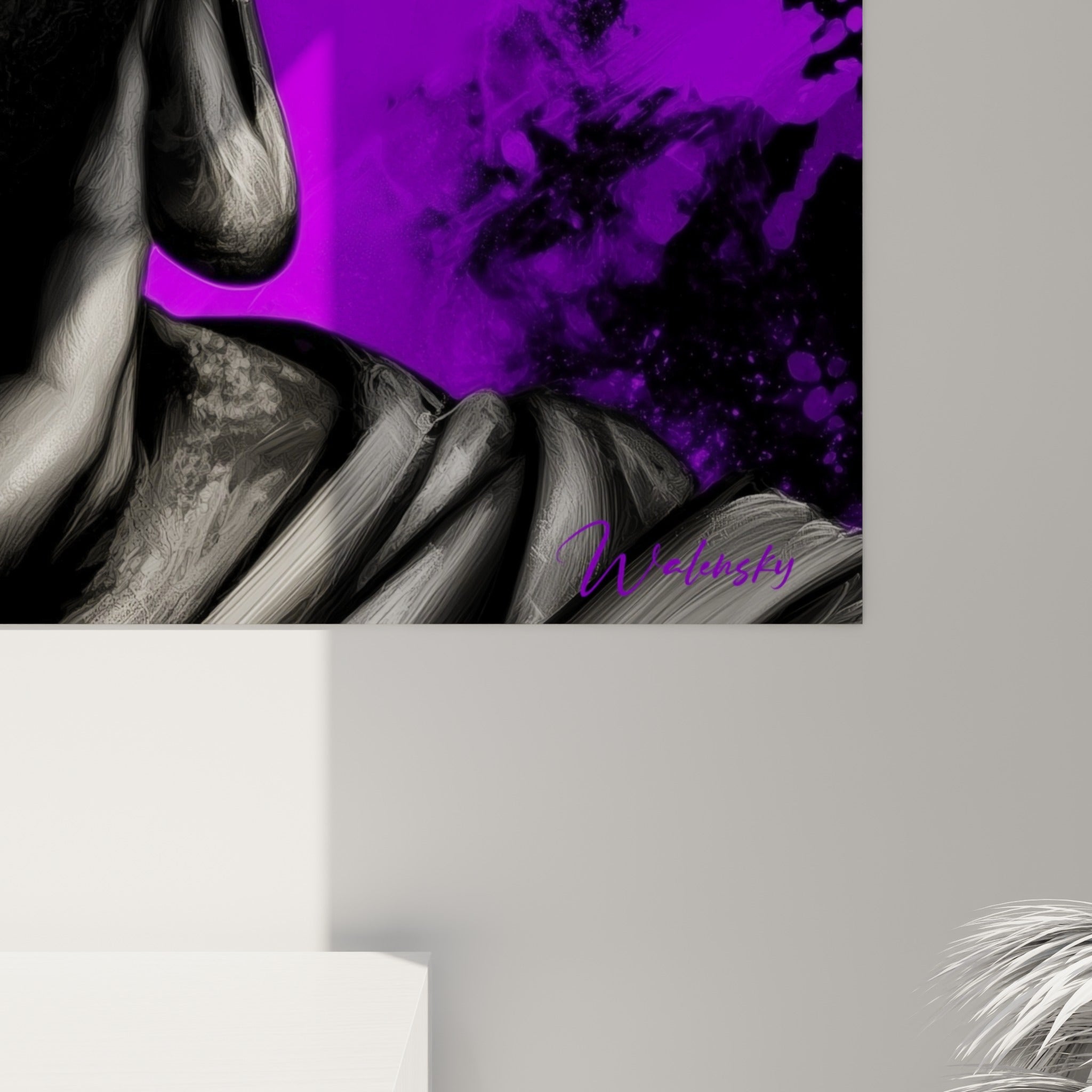 Détail des coulures violettes et orangées sur le visage de Bouddha, empâtements et grain visibles