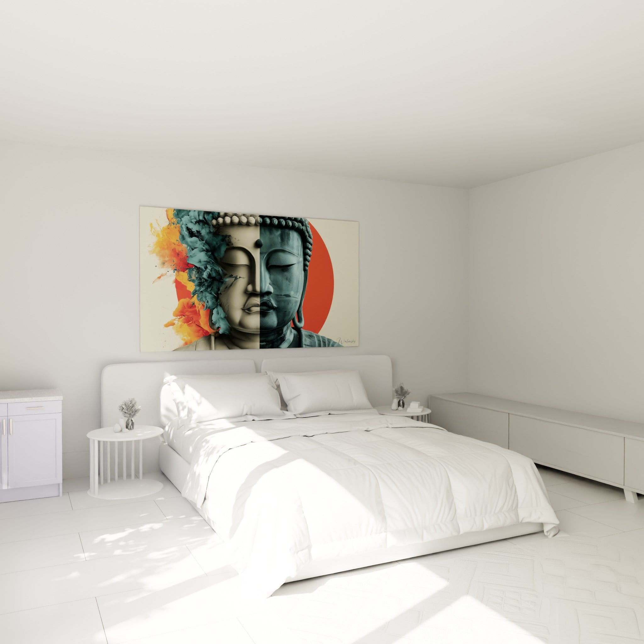 Sérénité sculptée du Bouddha bleu pétrole et rouge, accrochée au-dessus d'un lit dans une chambre claire