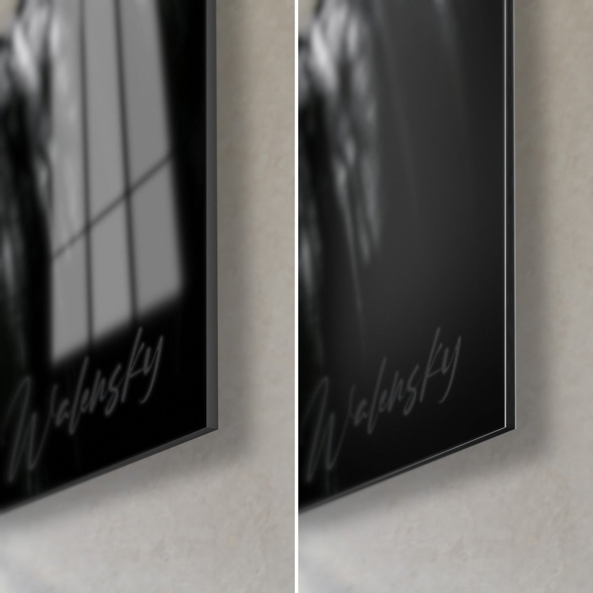 Tableau visage de Bouddha noir et argenté, coin bas droit : verre acrylique brillant à gauche, Dibond mat à droite