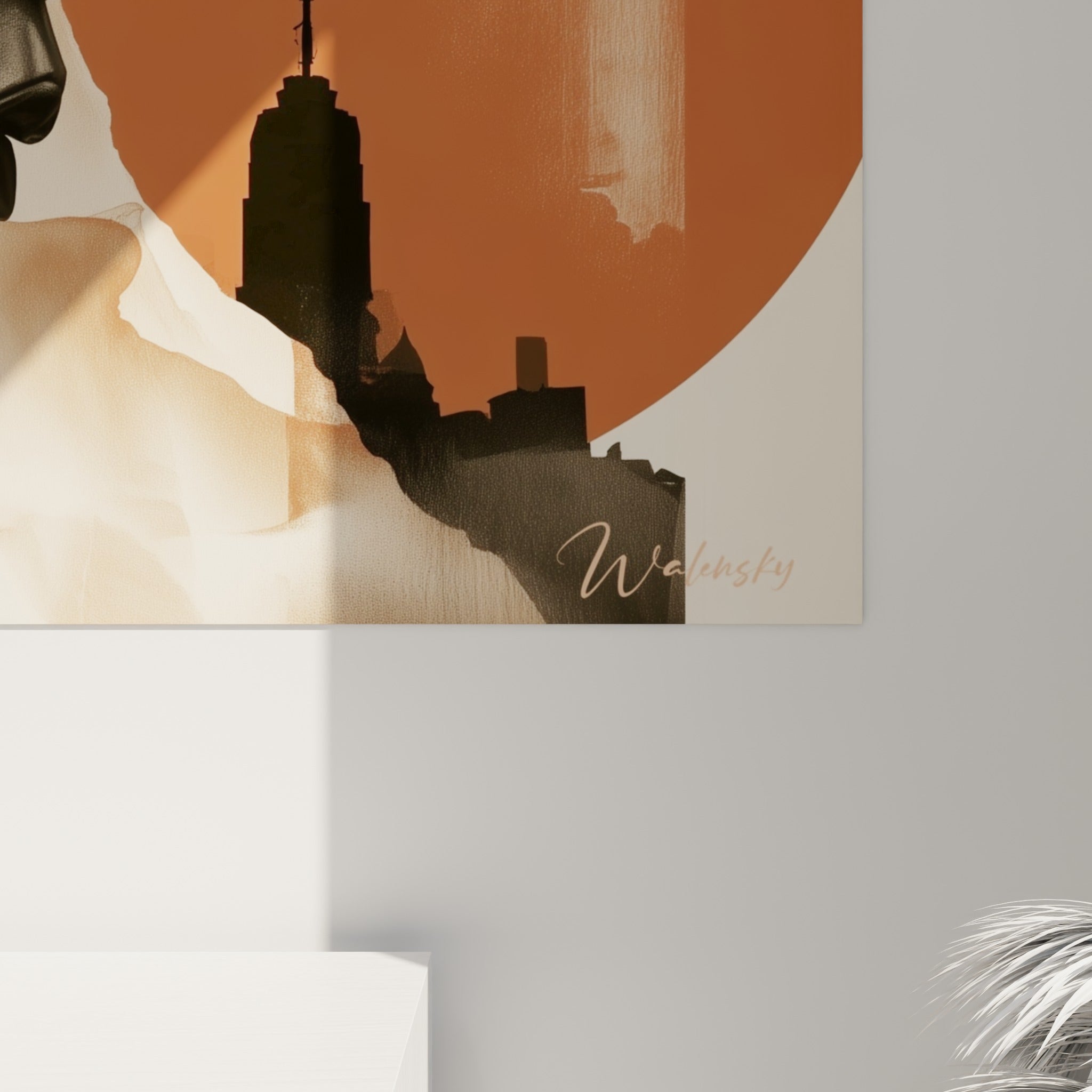 Détail des bandes texturées beige et terracotta autour du profil anthracite du Bouddha, grain et coulures visibles
