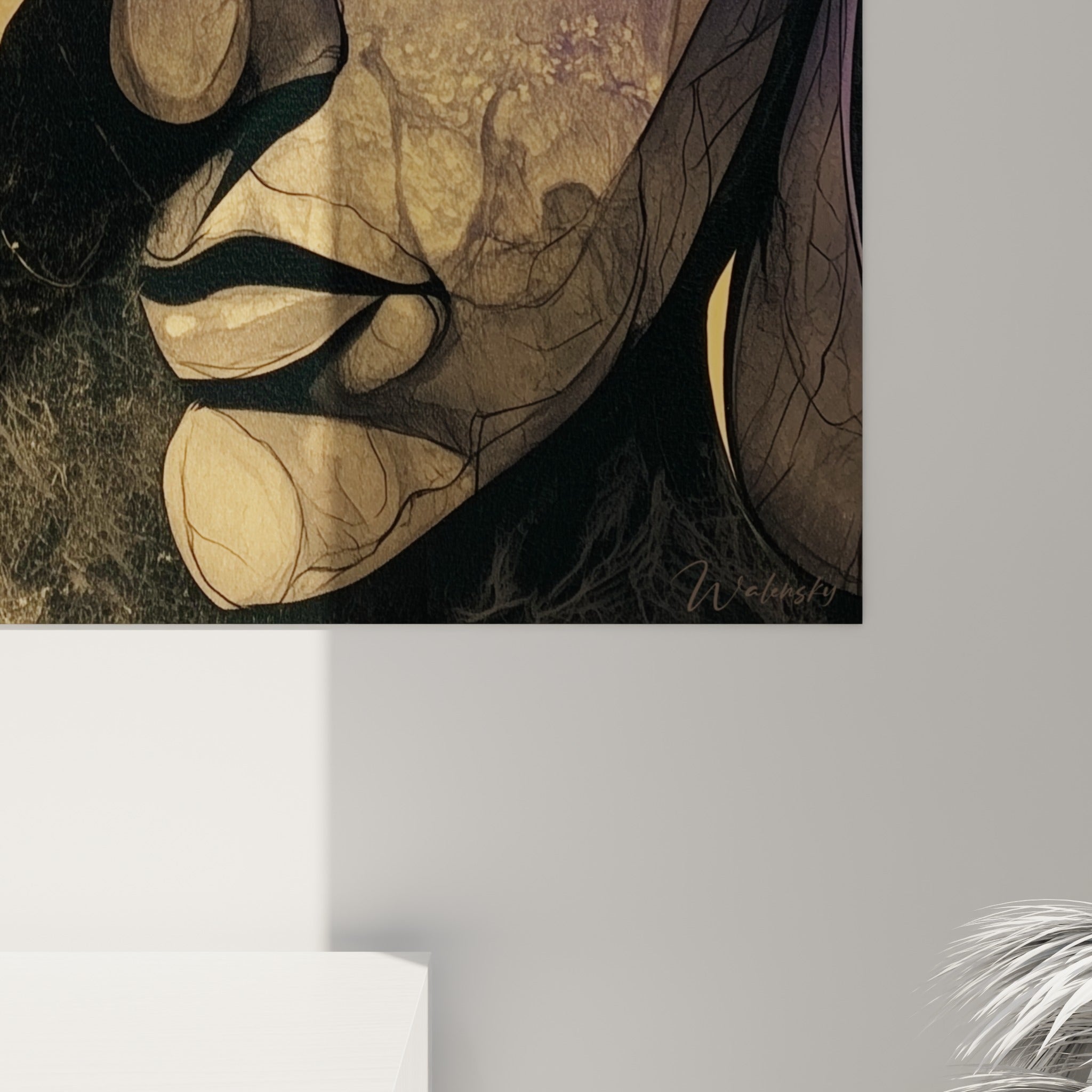 Détail des craquelures dorées et violettes du Bouddha, matière texturée et lignes fines proches de la toile