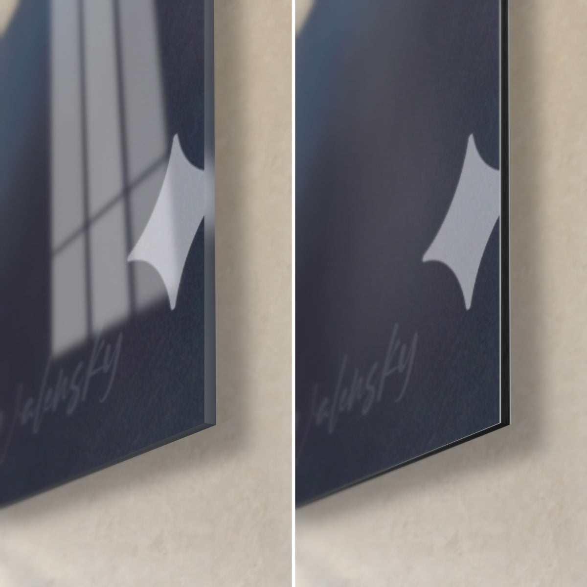 Schilderij gouden Boeddha op nachtblauwe achtergrond, rechtsonder: glanzend acrylglas links, mat Dibond-aluminium rechts, 3 mm rand