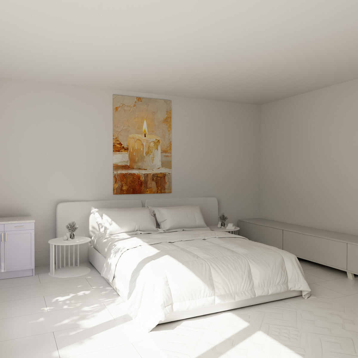 Flamme dorée d'une bougie texturée au-dessus d'un lit dans une chambre claire