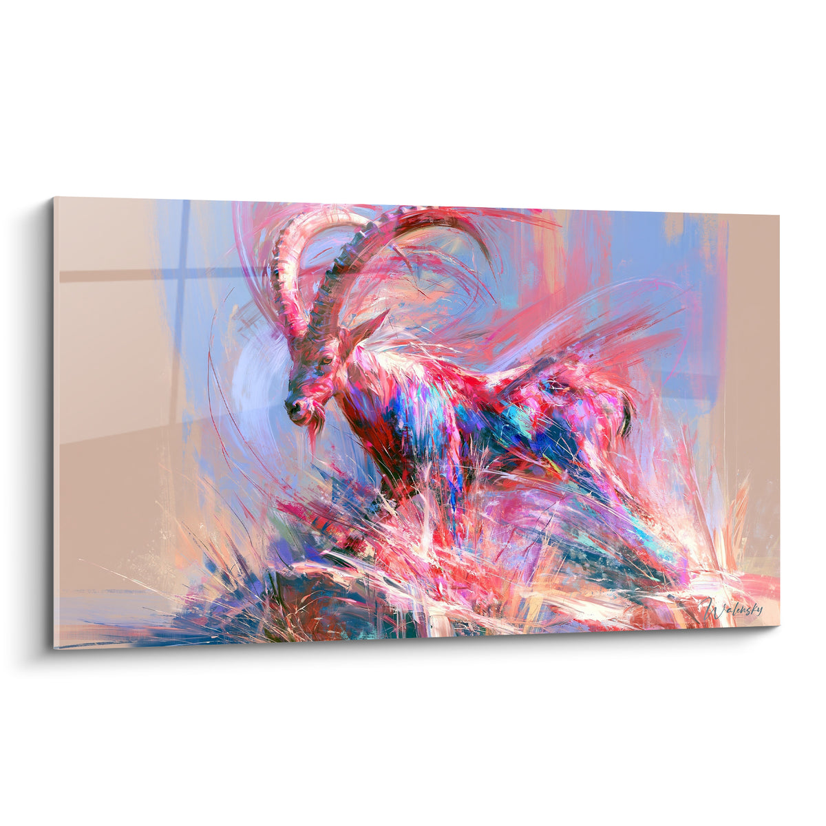 Bouquetin dressé aux cornes striées, corps rose fauve et bleu, style pictural expressif