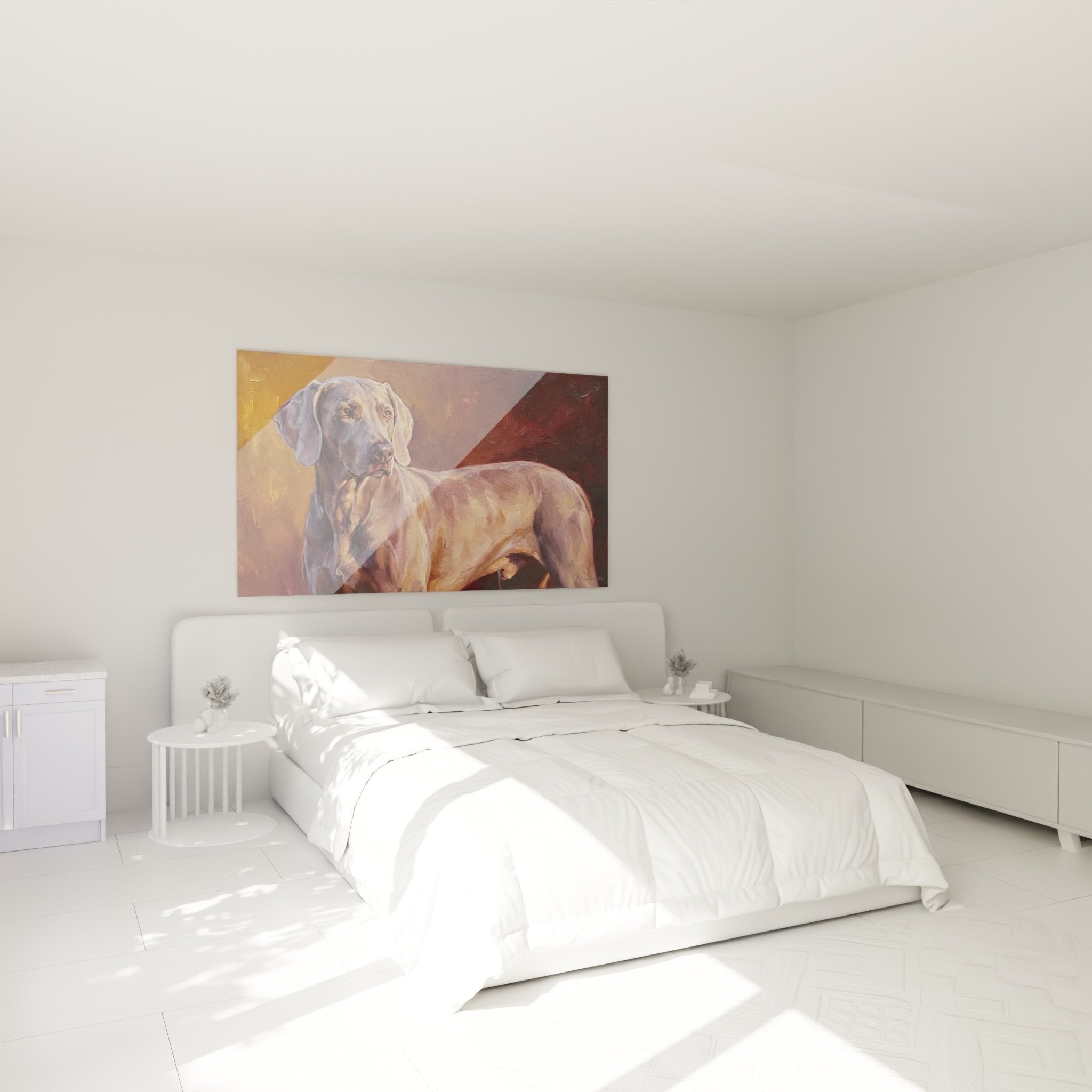 Tableau Braque de Weimar gris dans chambre moderne, portrait canin expressif aux tons chauds sur mur beige