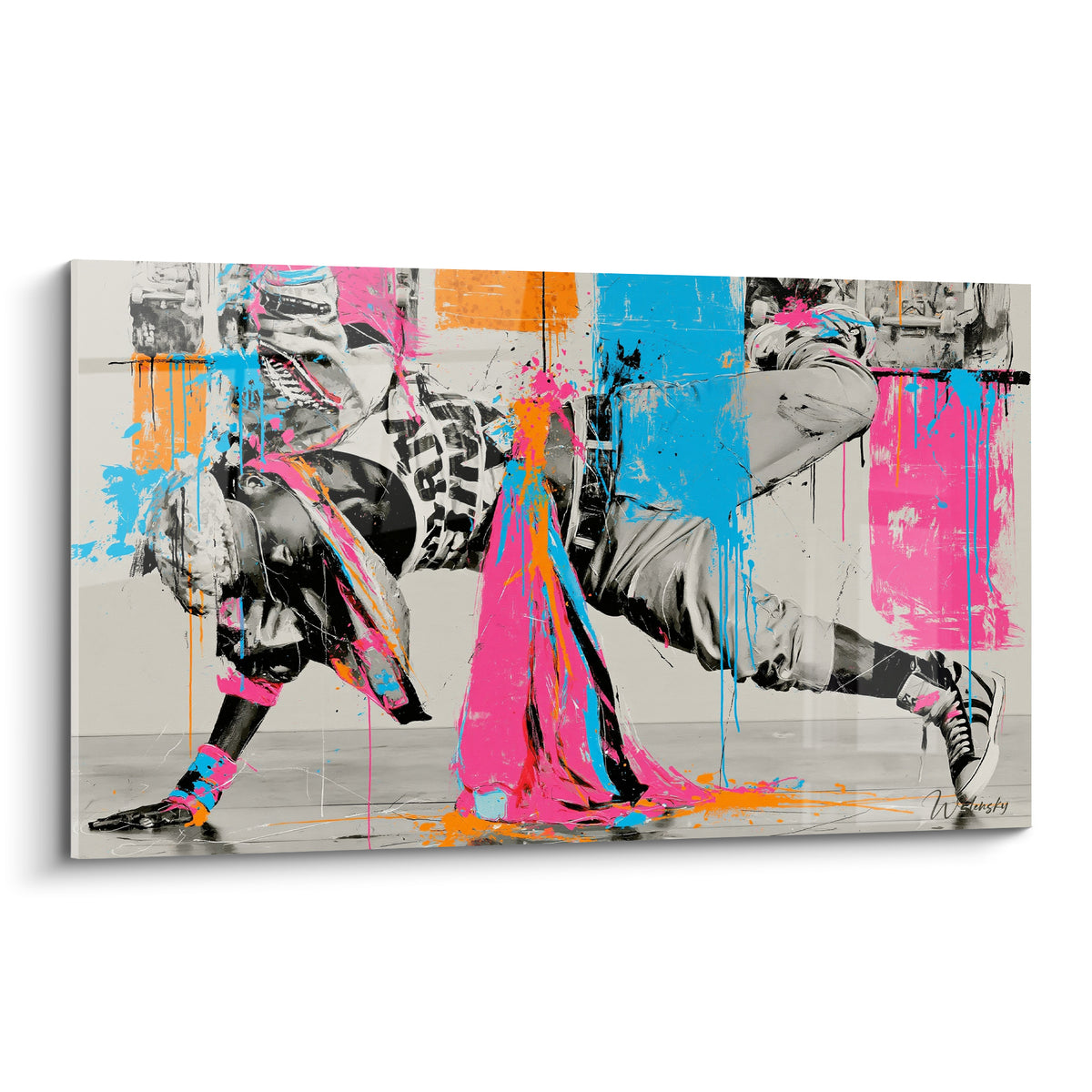 Danseur breakdance figé en freeze, coulures roses, bleu ciel et terracotta sur fond noir et blanc
