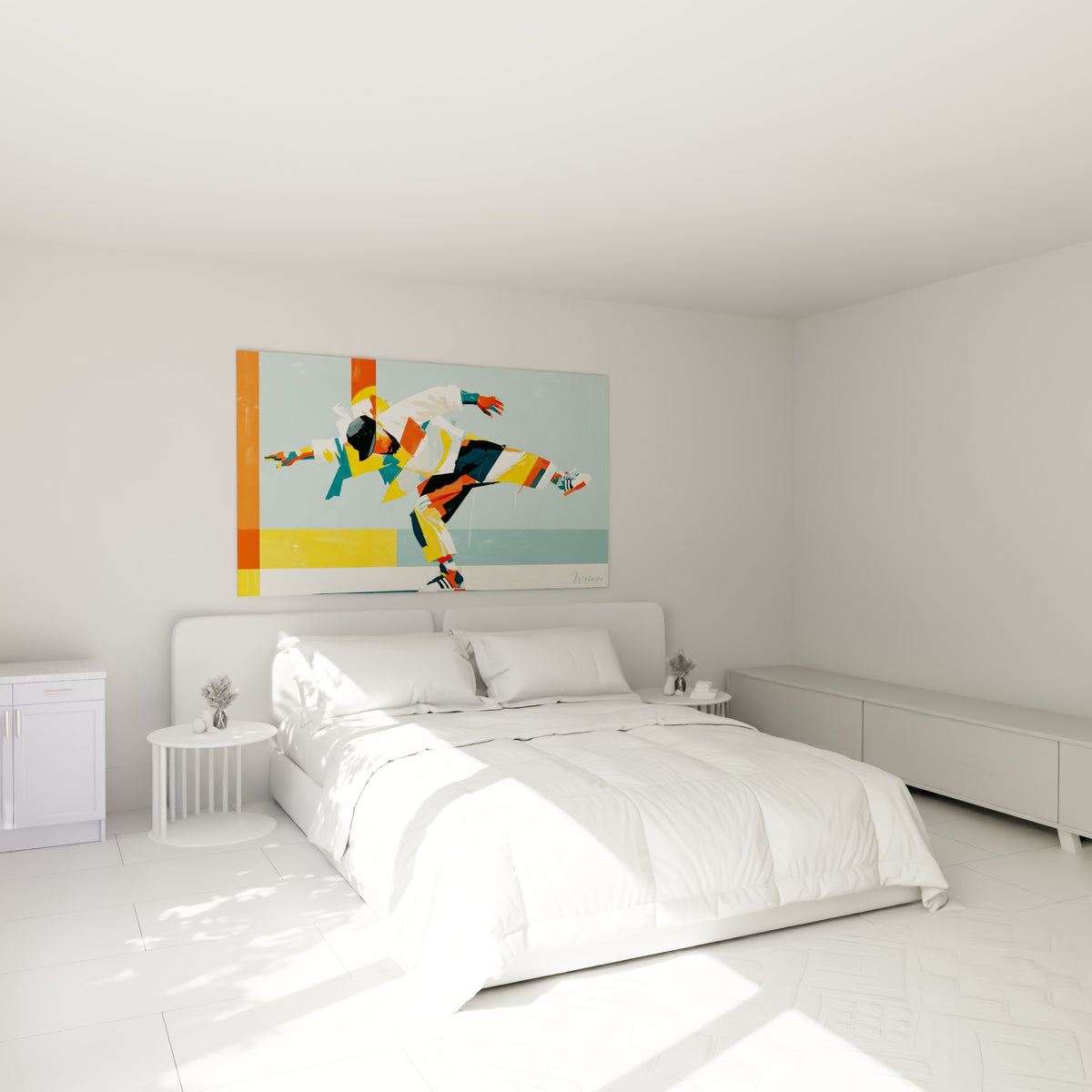 Figure de breakdance jaune moutarde et bleu marine, accrochée au-dessus d'un lit dans une chambre claire