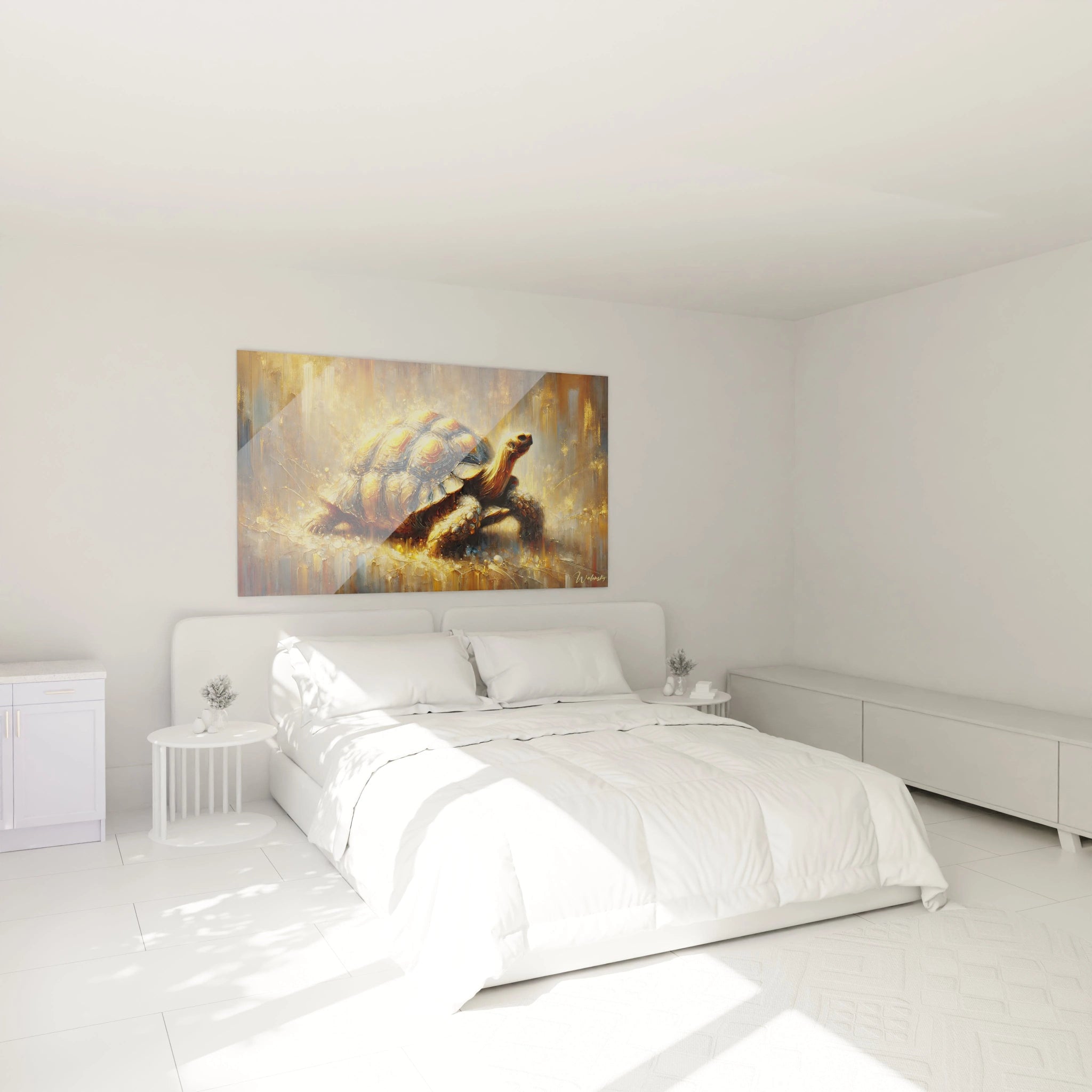 Accroché au-dessus du lit, ce tableau tortue terrestre apporte une touche de nature et de sophistication à la chambre. Ses détails lumineux et textures dorées créent une ambiance sereine et élégante.