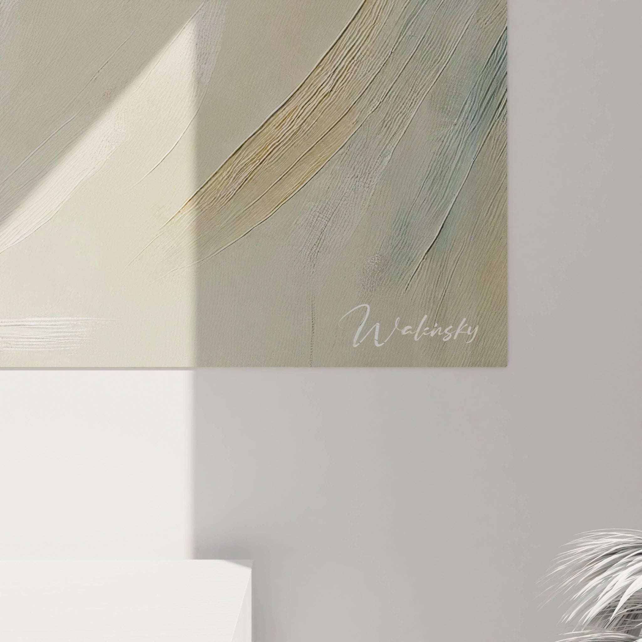 Vue de pres, le tableau mouton devoile des details subtils de sa toison fluide. Les touches d or et de beige captivent le regard et offrent une profondeur apaisante a toute piece.