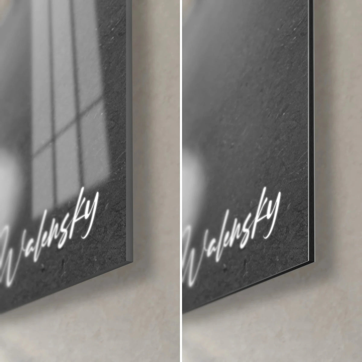 Tableau côte rocheuse en noir et blanc, coin bas droit : verre brillant reflétant une fenêtre, Dibond gris mat, tranche de 3 mm