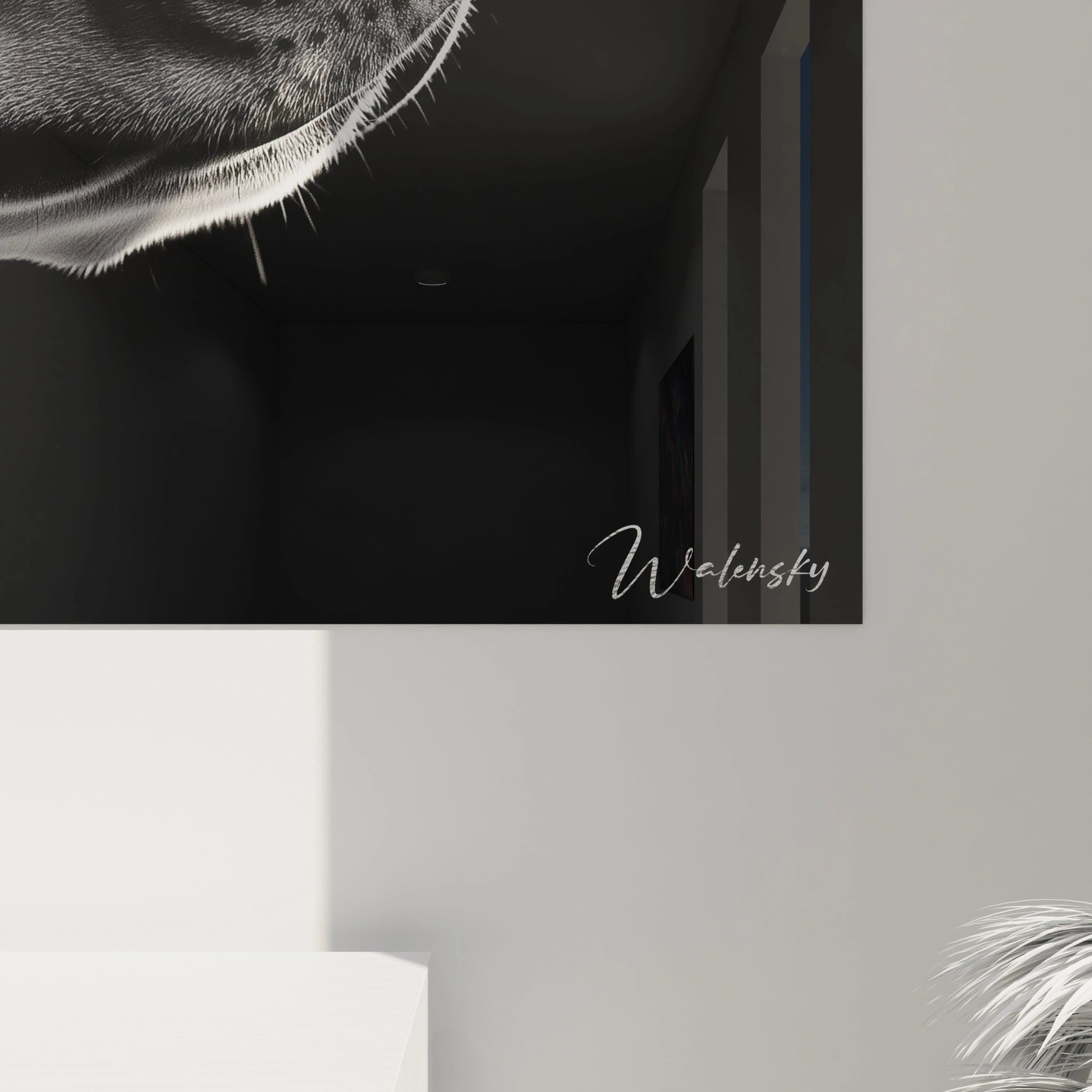 Un tableau Bull Terrier monochrome présentant la tête noble du chien en profil. Les tons de blanc et gris capturent minutieusement chaque détail du pelage court, des vibrisses délicates et de la ligne distinctive du museau sur un fond noir absorbant.