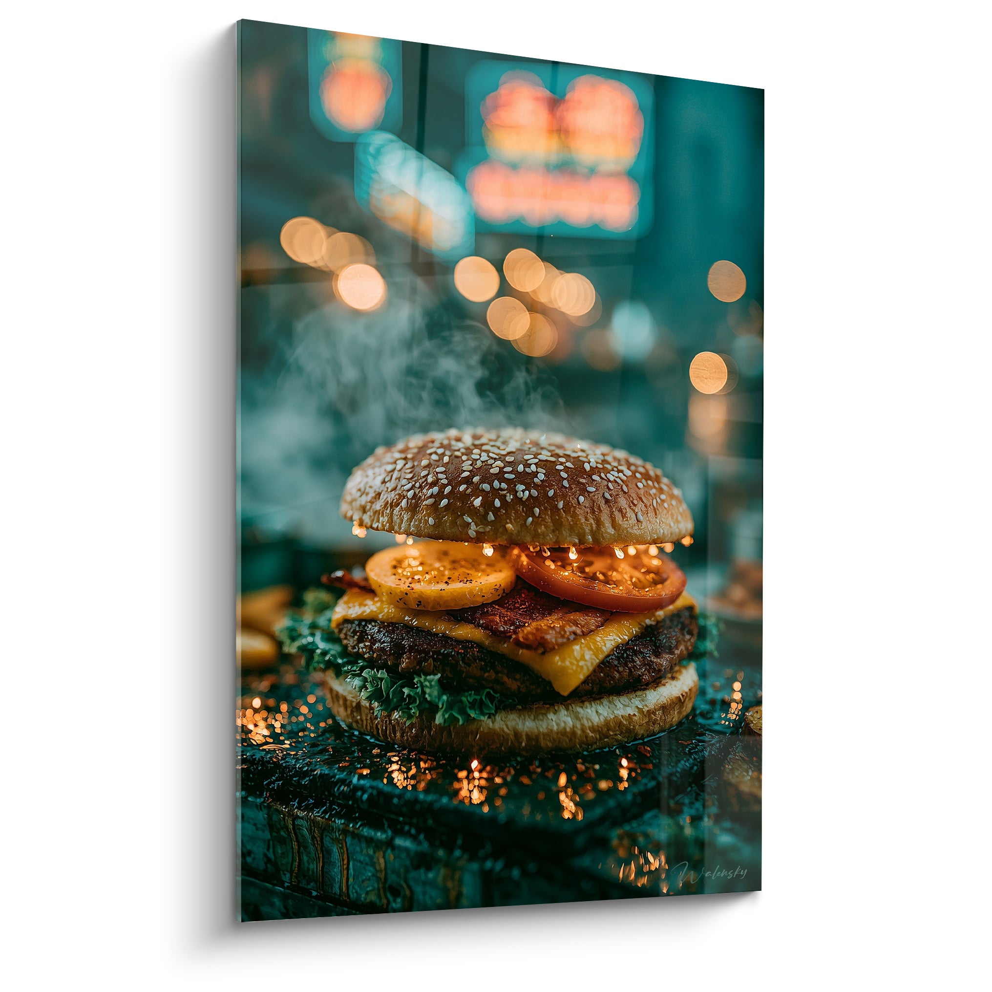 Burger doré fumant aux tomates rouges et fromage jaune, fond sarcelle avec lumières bokeh orangées