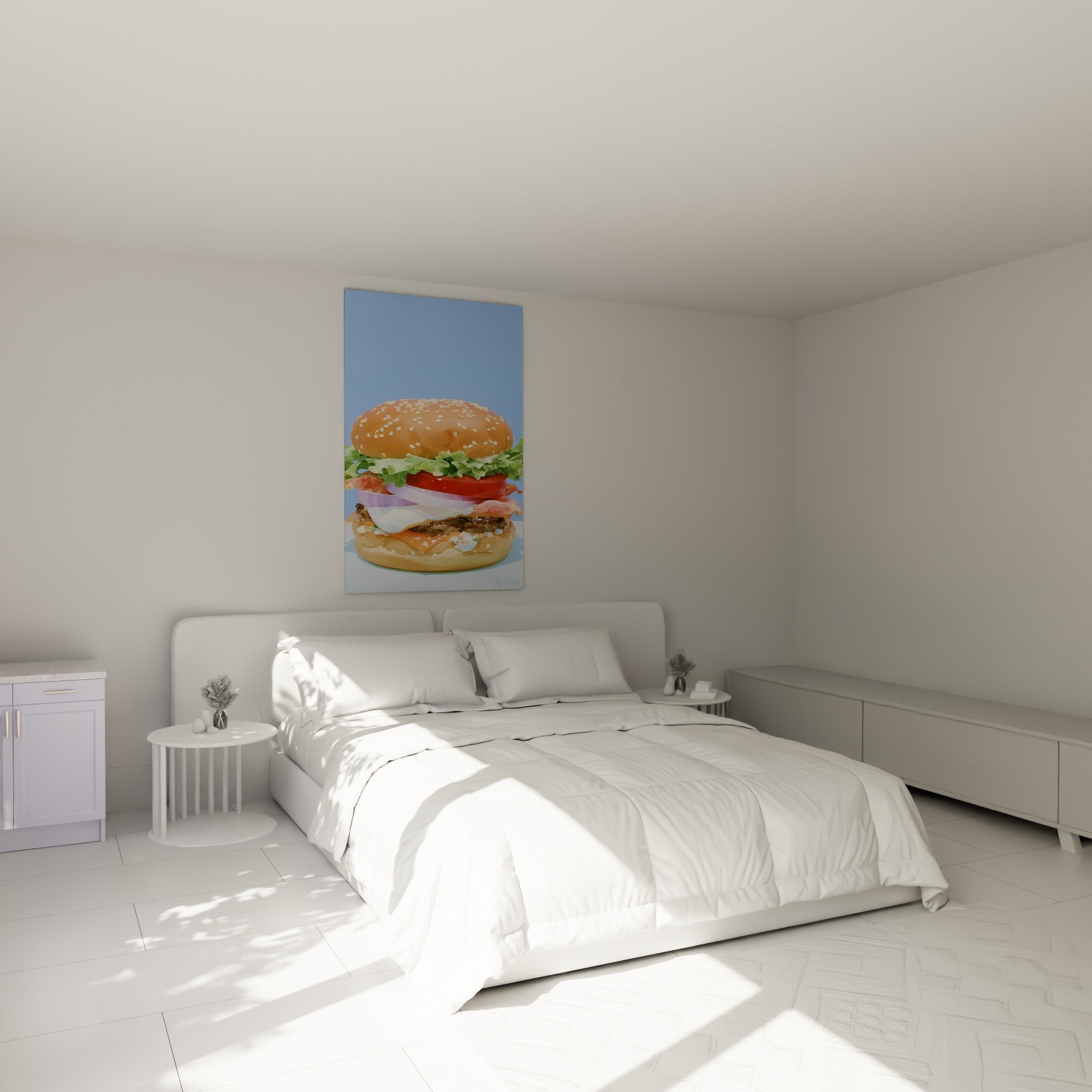 Empilage gourmand rouge et doré du burger accroché au-dessus d'un lit dans une chambre claire