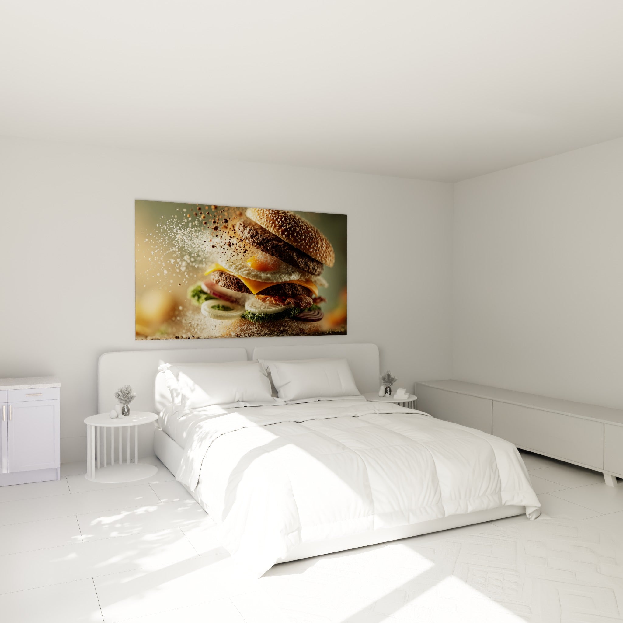 Sandwich gourmand doré et brun avec œuf éclaté au-dessus d'un lit dans une chambre claire