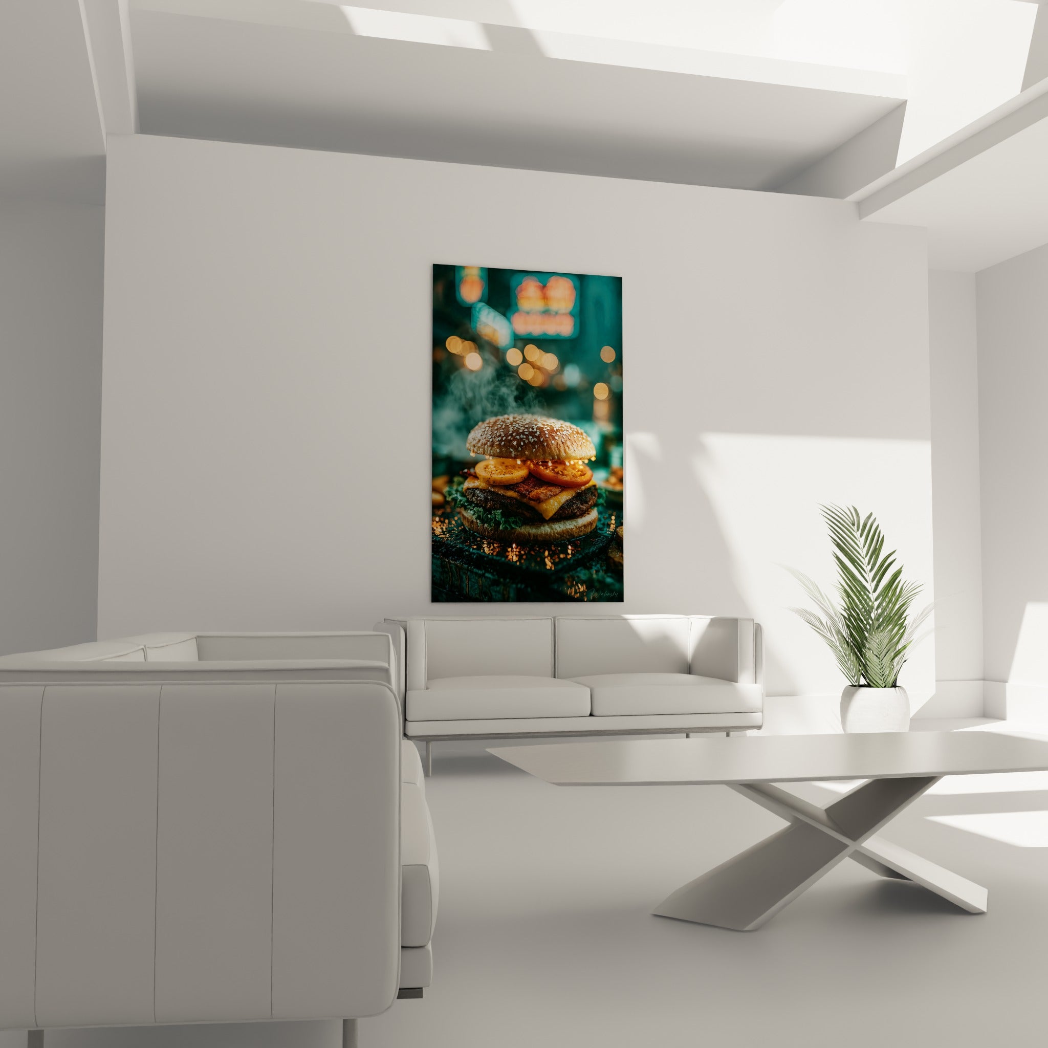 Burger généreux aux teintes sarcelle et dorées, garni de laitue verte, au-dessus d'un canapé dans un salon lumineux
