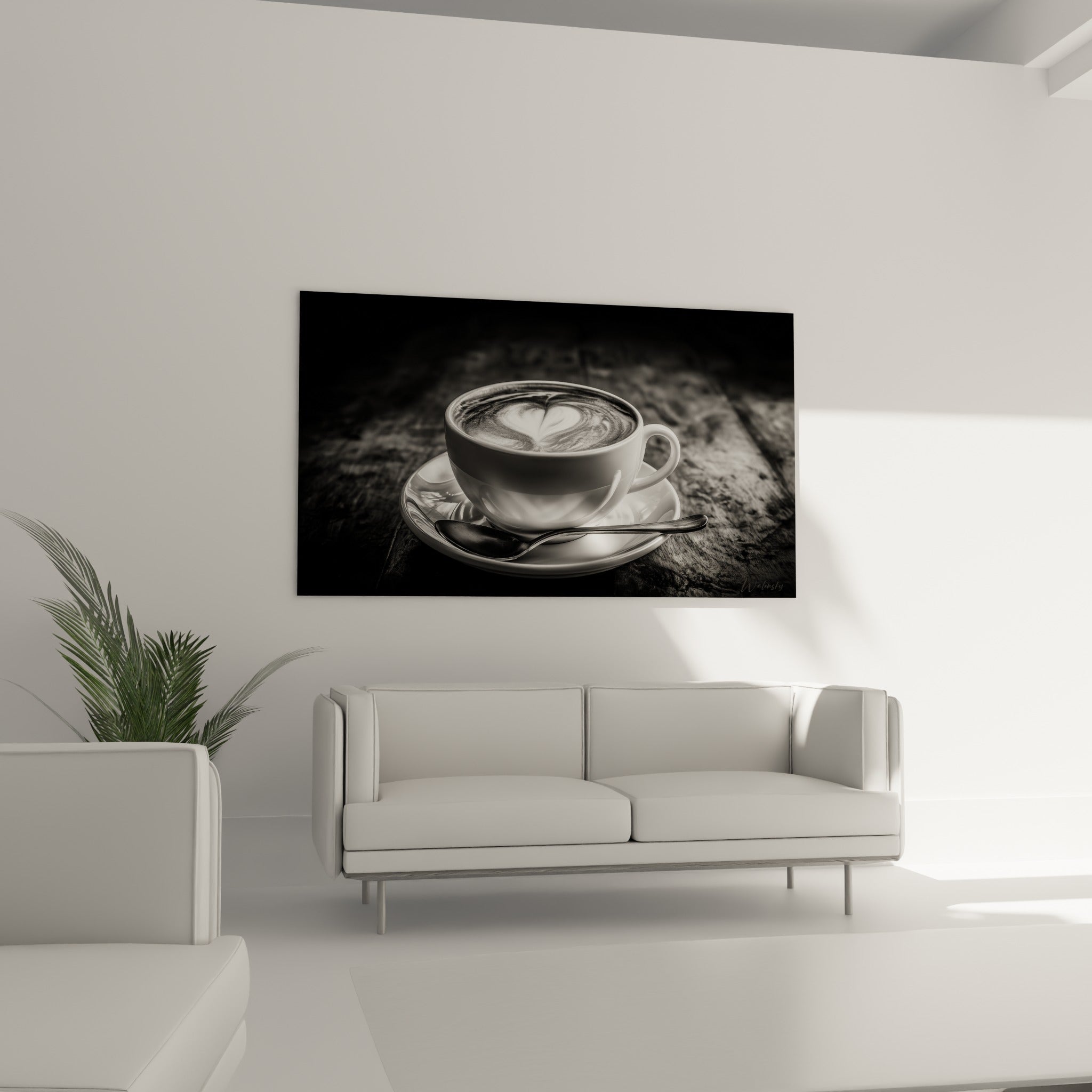 Cuillère argentée posée près d'une tasse blanche au motif cœur, accrochée au-dessus d'un canapé dans un salon lumineux