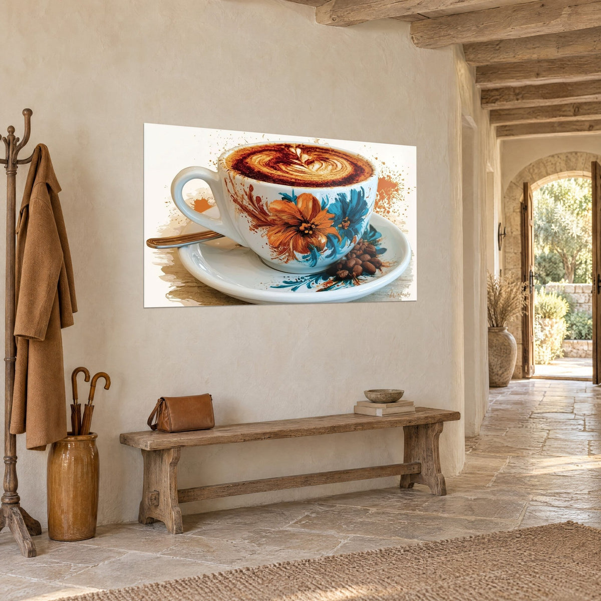 Tableau café crémeux au motif de feuille dans sa tasse blanche, fleur orange et bleue, grains bruns, mur de pierre claire