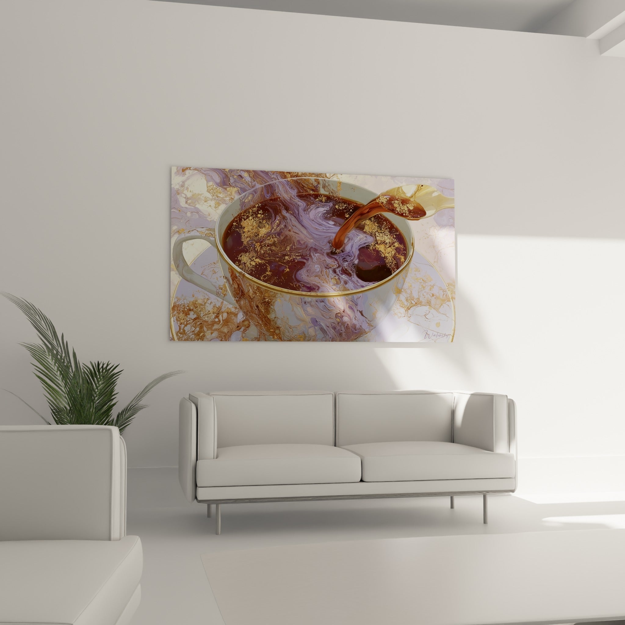 Volutes de café pourpre et or sur une tasse élégante, suspendues au-dessus d'un canapé dans un salon lumineux